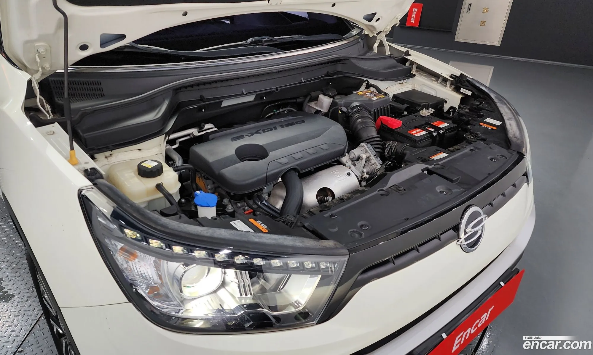 Kg Mobility Ssangyong Tivoli Air Diesel Rx 4Wd - фотография 8234427