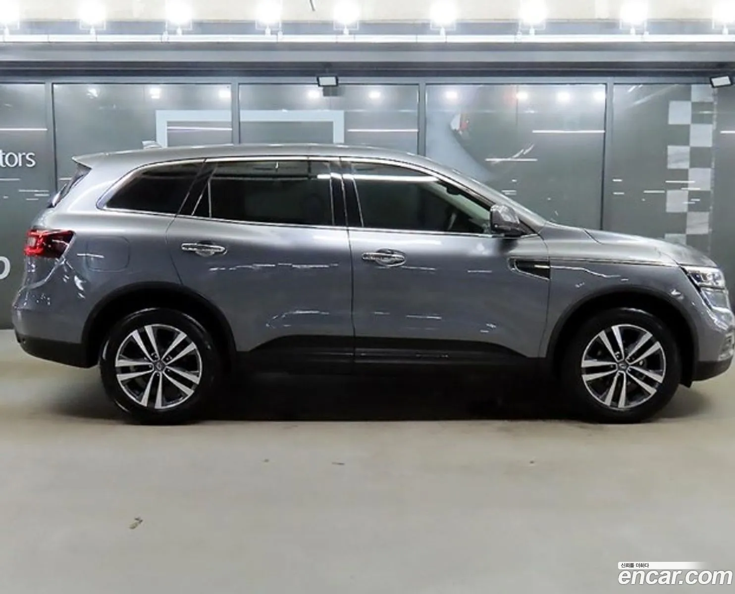 Renault Korea Samsung The New Qm6 20 Lpe Le 2Wd - фотография 4995745