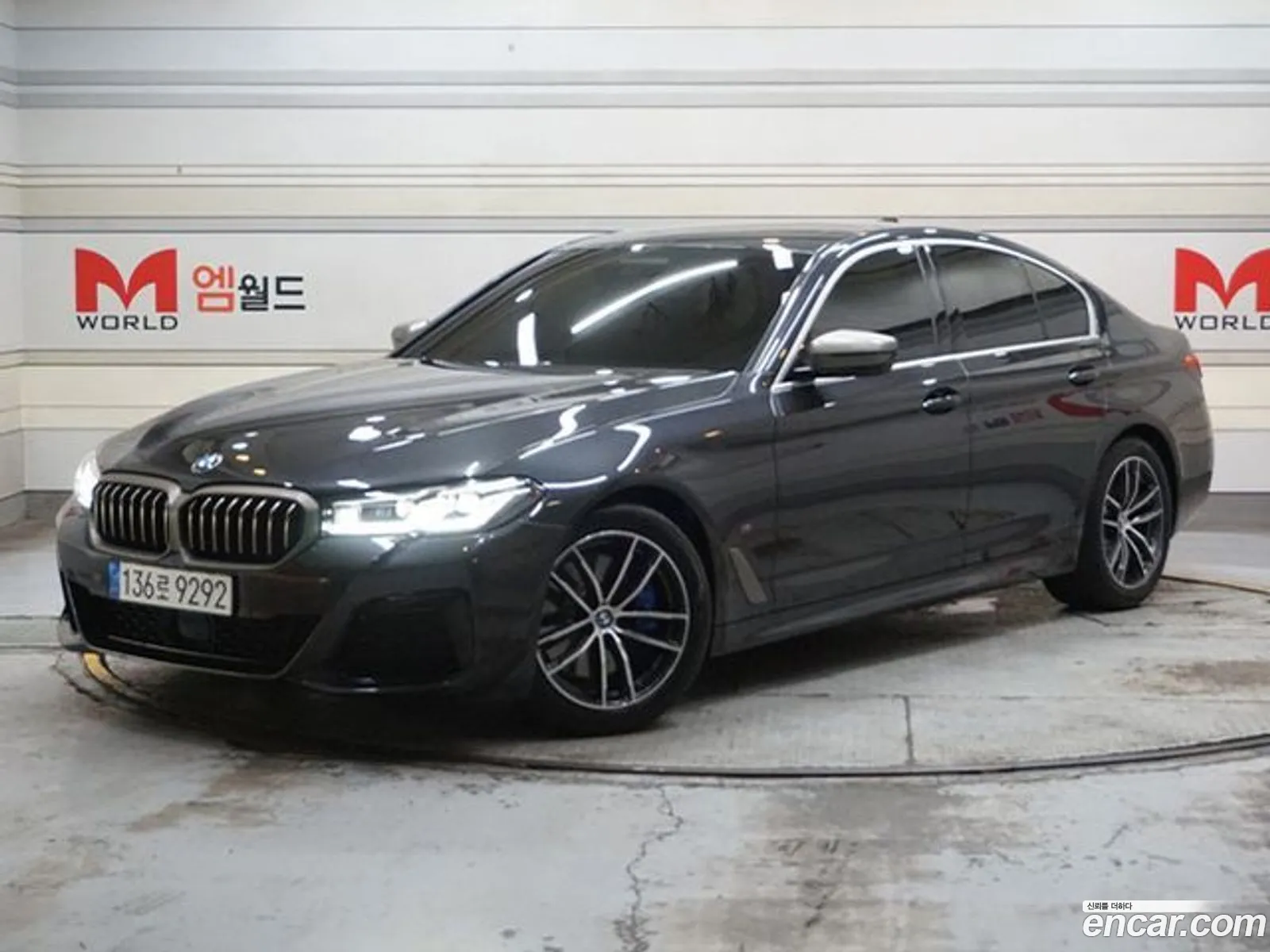 BMW 5 Series G30 520I M Sports - фотография 5682572