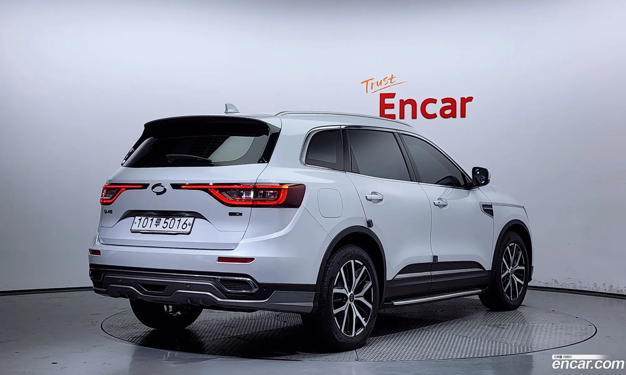 Renault Korea Samsung The New Qm6 20 Lpe Re Signature 2Wd - фотография 7652686