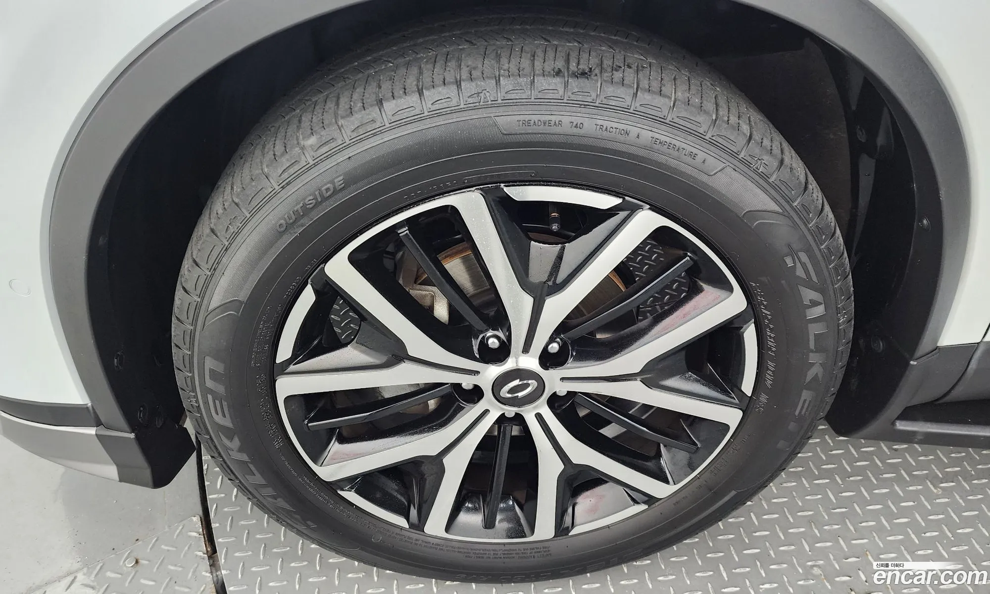 Renault Korea Samsung The New Qm6 20 Lpe Re Signature 2Wd - фотография 7652689