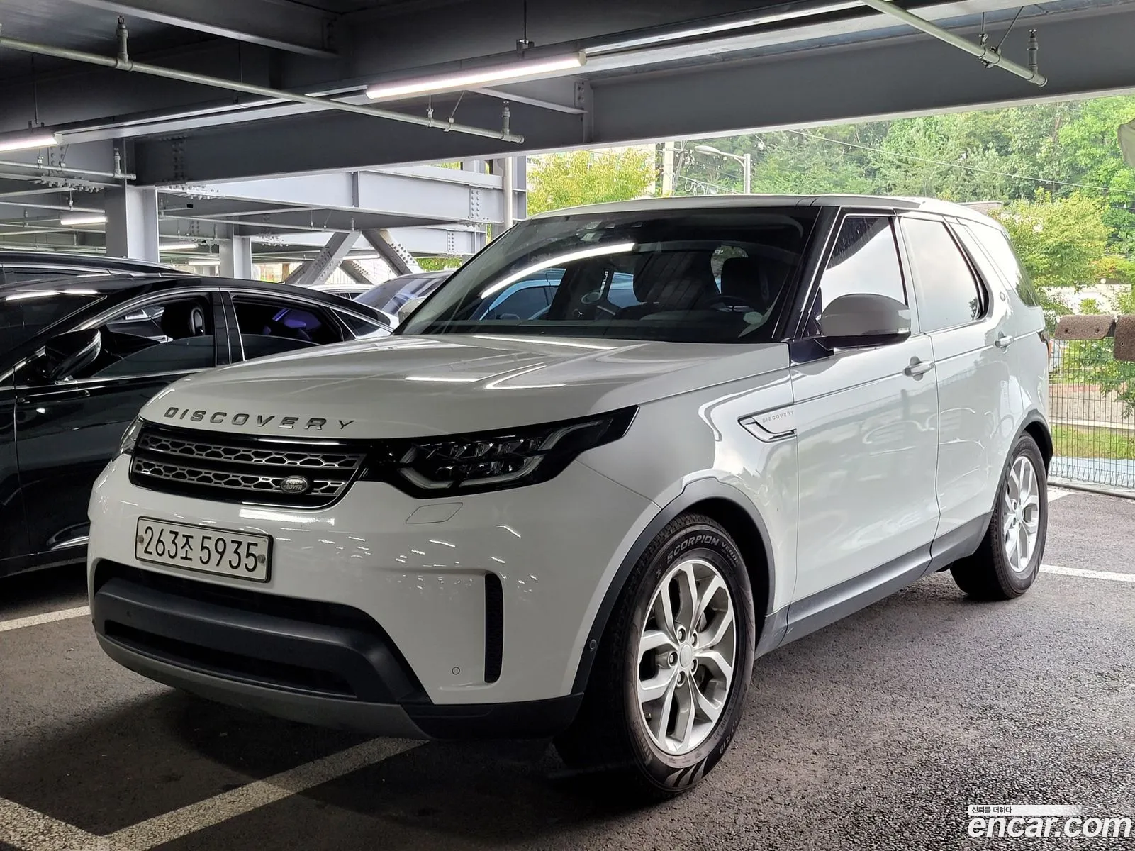 Land Rover Discovery 5 30 Sd6 Se - фотография 7374930