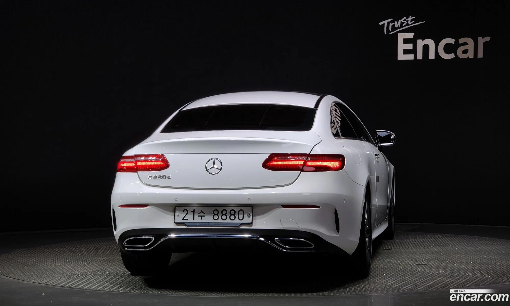 Mercedes E-Class W213 E220D Coupe - фотография 19074976
