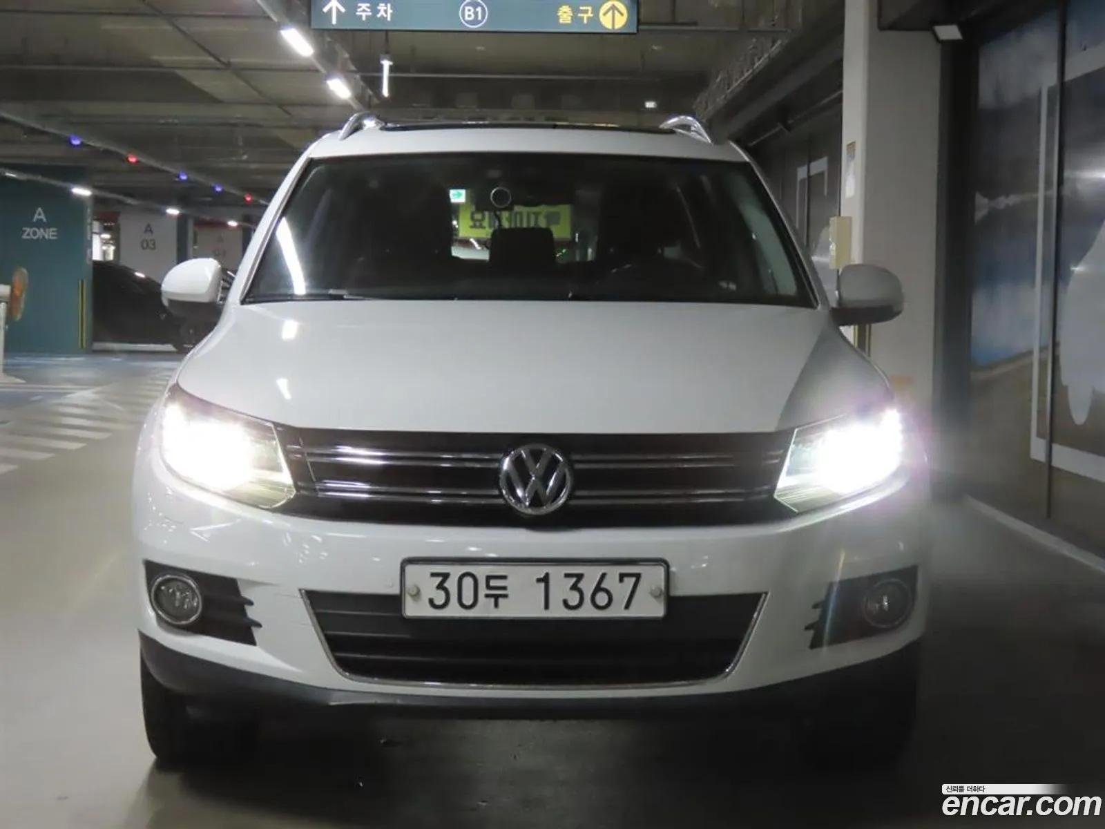 Volkswagen New Tiguan 20 Tdi Premium 5N - фотография 8317523