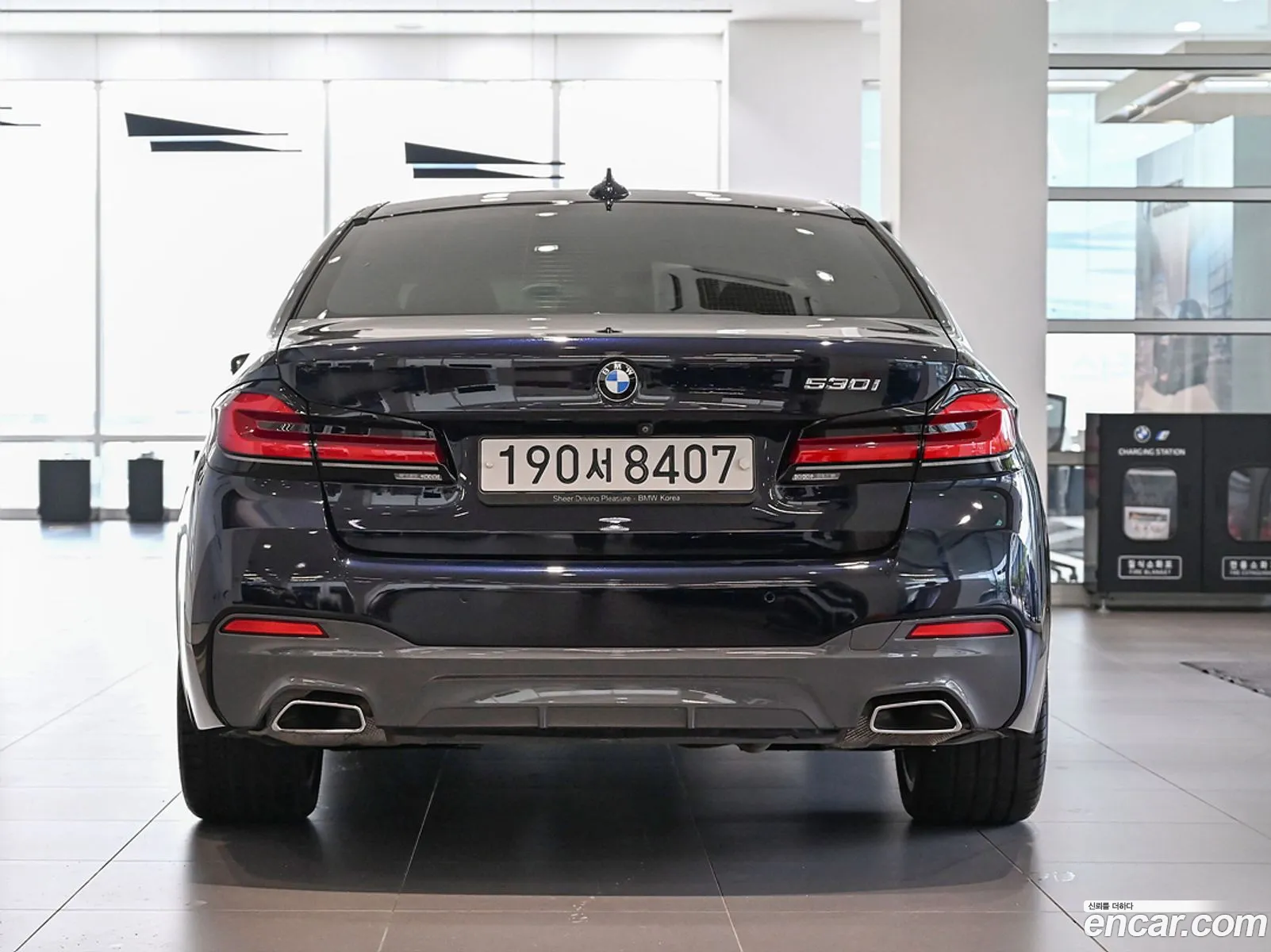 BMW 5 Series G30 530I M Sports - фотография 17292944