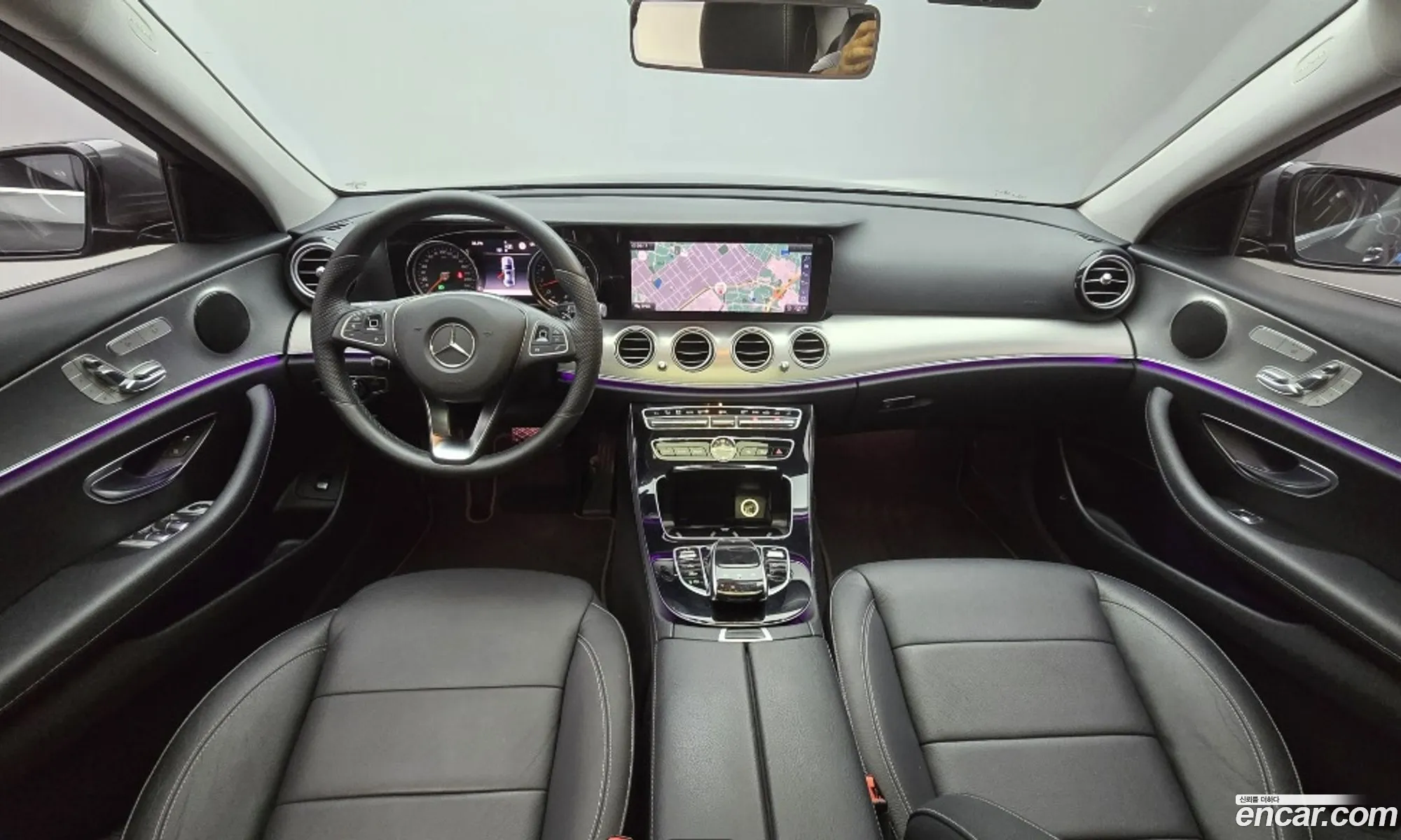 Mercedes E-Class W213 E200 Avantgarde - фотография 19099755