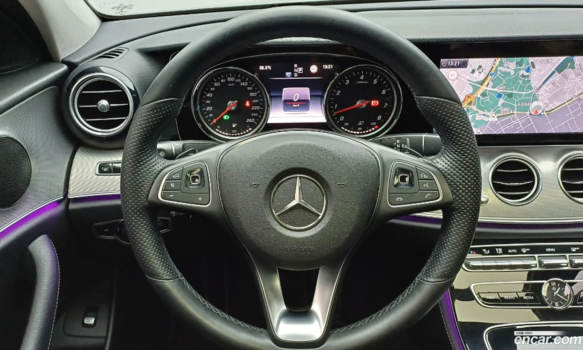 Mercedes E-Class W213 E200 Avantgarde - фотография 19099756