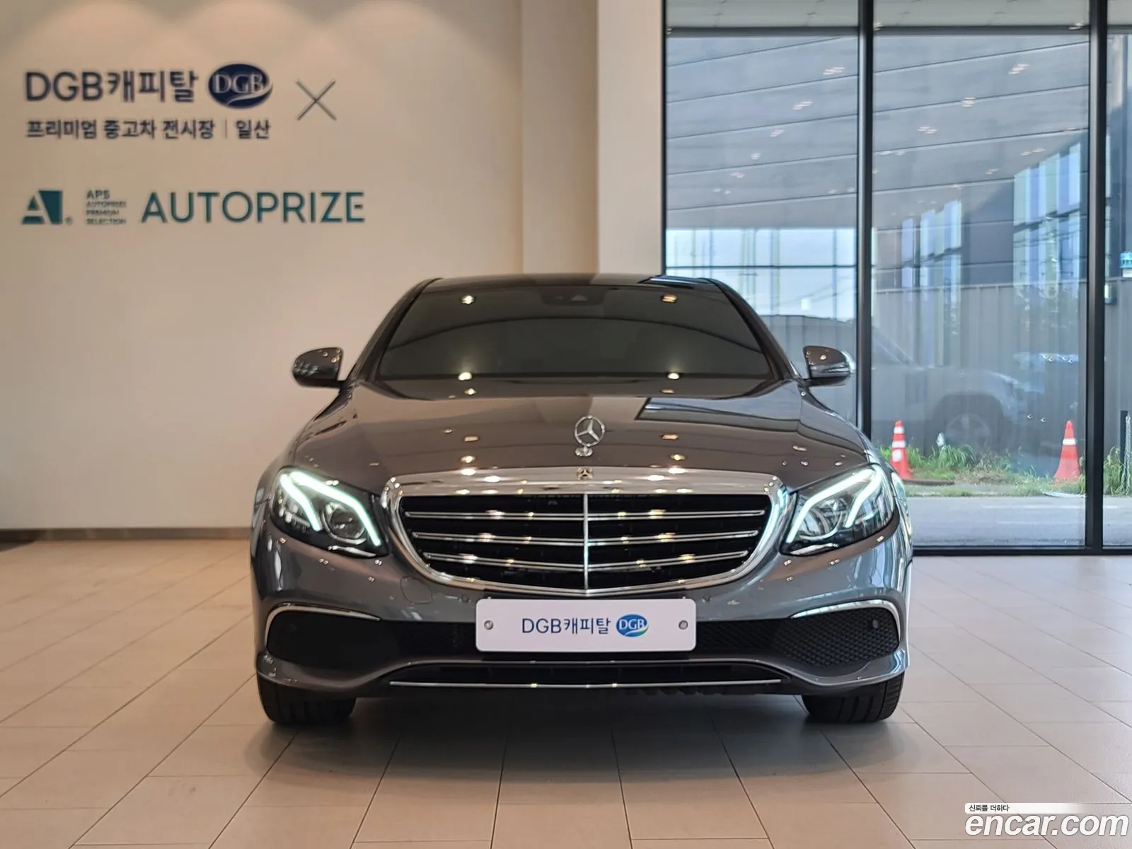 Benz E-Class W213 E220D 4Matic Exclusive - фотография 19089360
