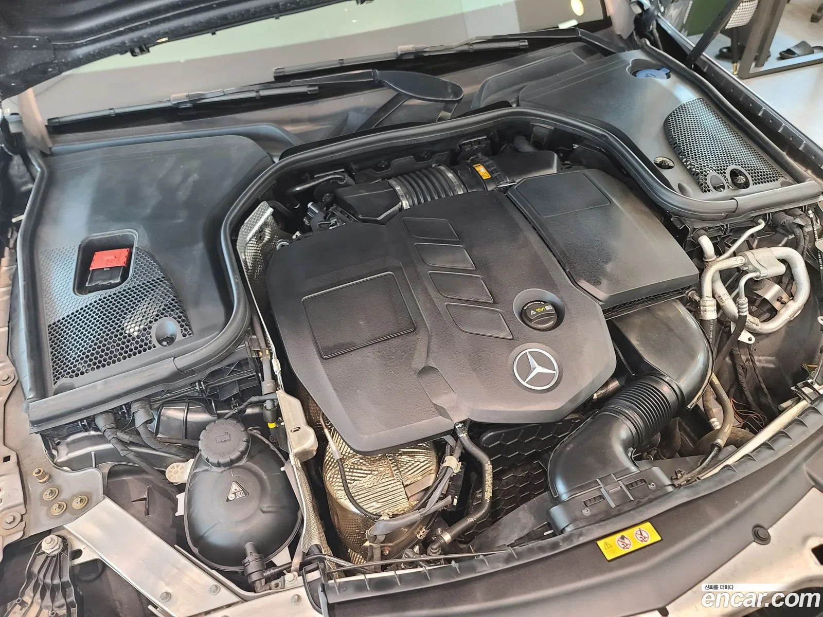 Benz E-Class W213 E220D 4Matic Exclusive - фотография 19089363