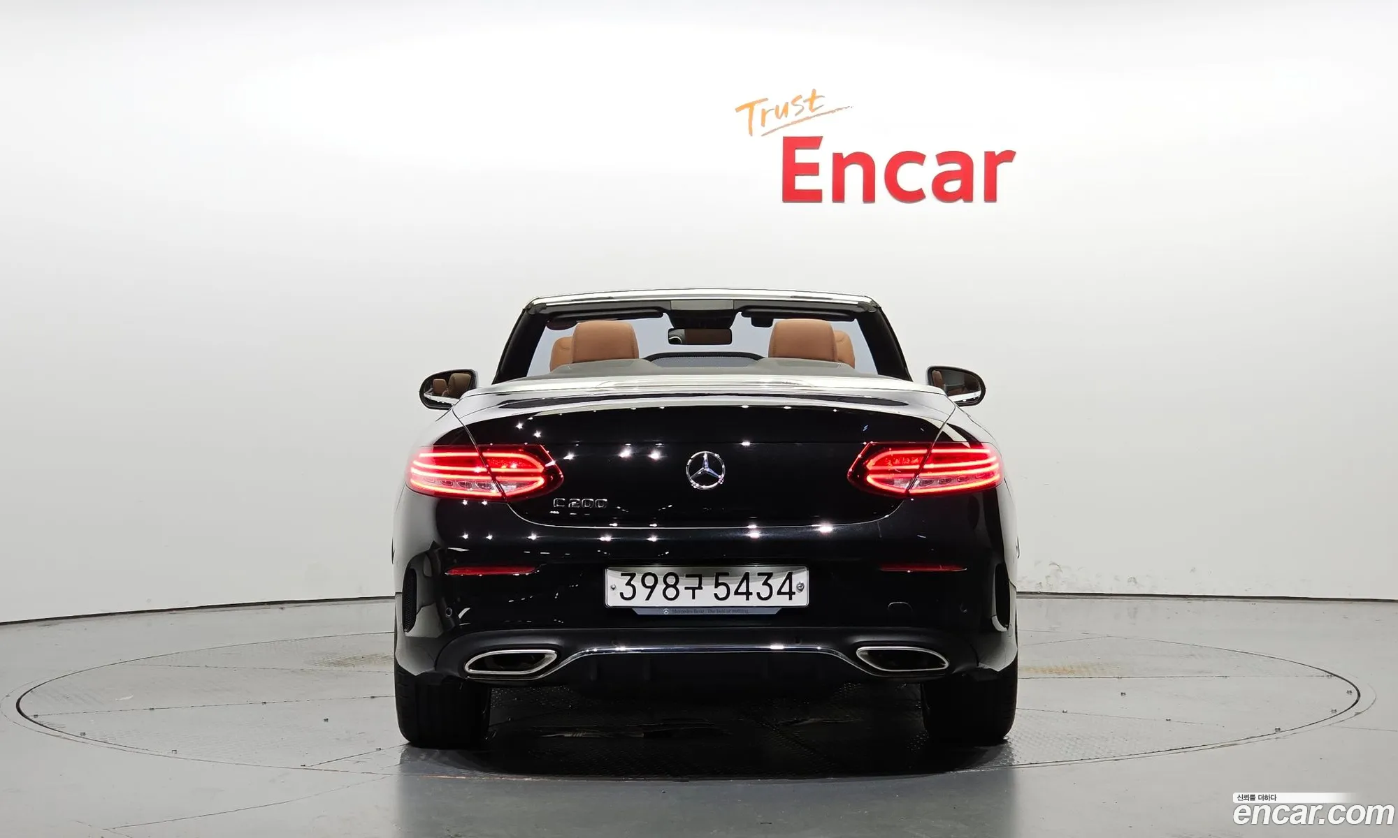 Mercedes C-Class W205 C200 Cabriolet - фотография 19112696