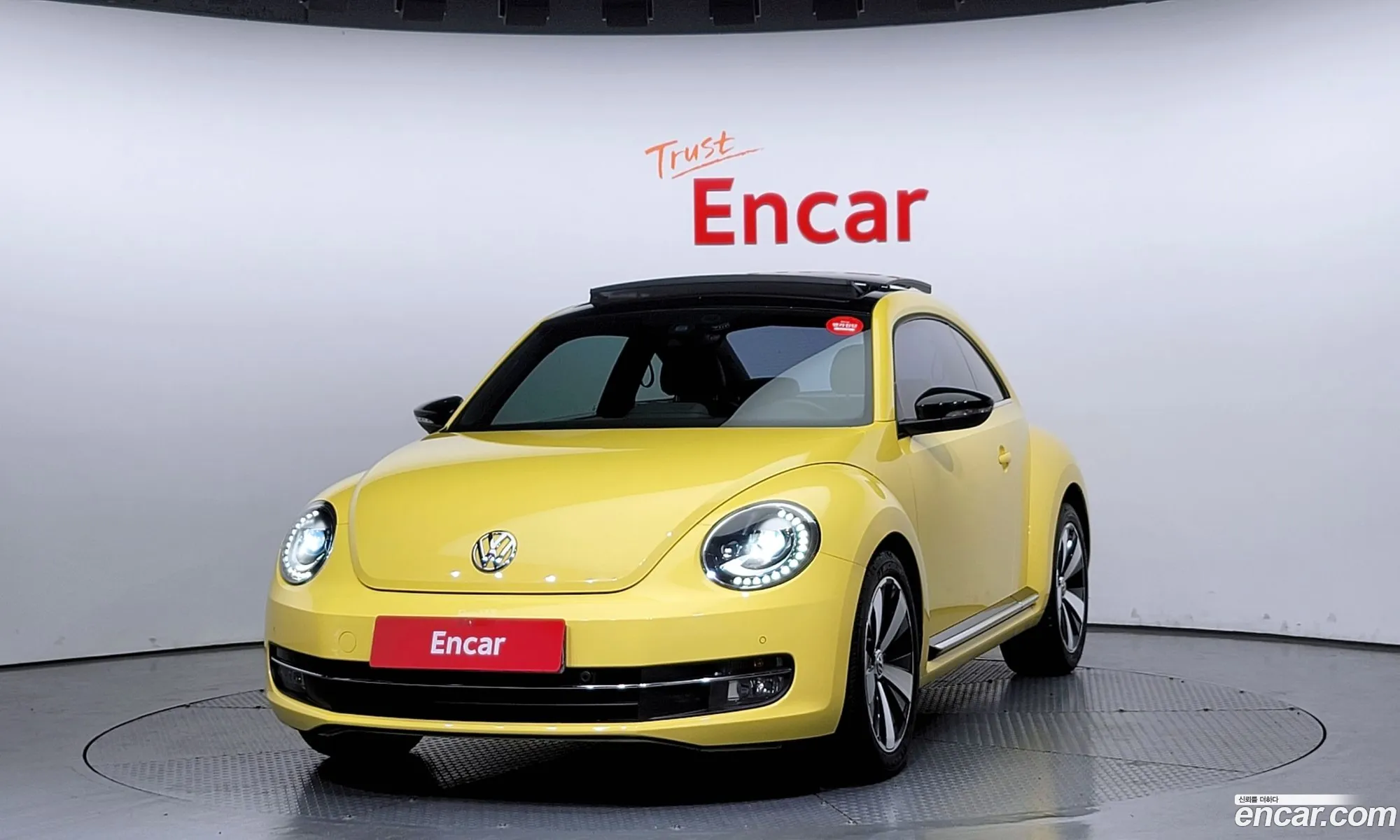 Volkswagen The Beetle 20 Tdi Premium 3Rd Generation - фотография 7637386