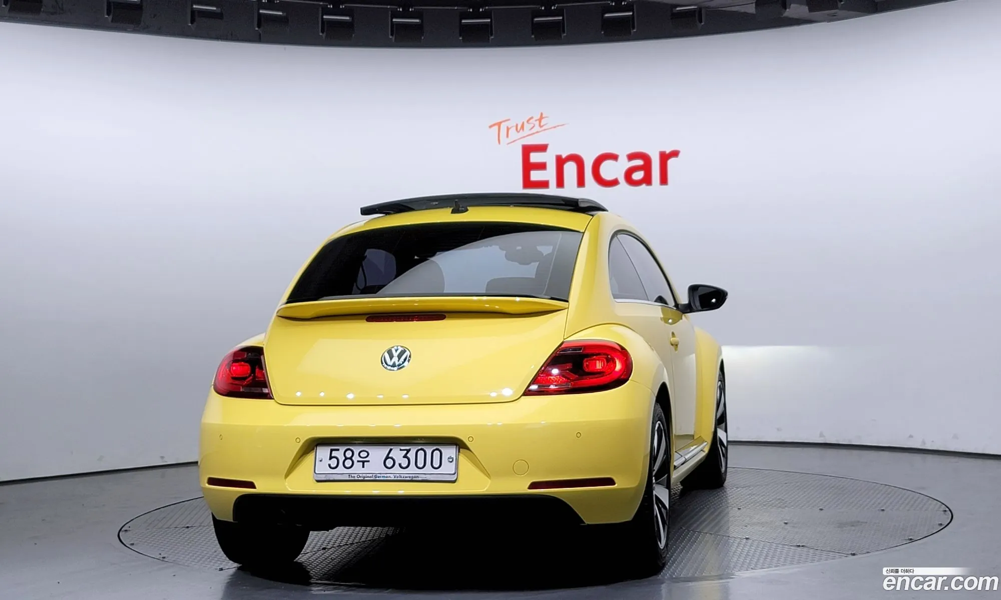 Volkswagen The Beetle 20 Tdi Premium 3Rd Generation - фотография 7637387