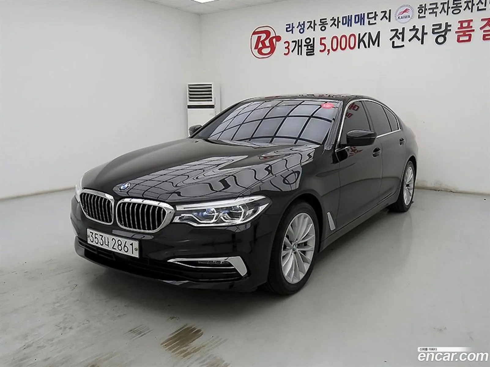 BMW 5 Series G30 530I xDrive Luxury Plus - фотография 17292868