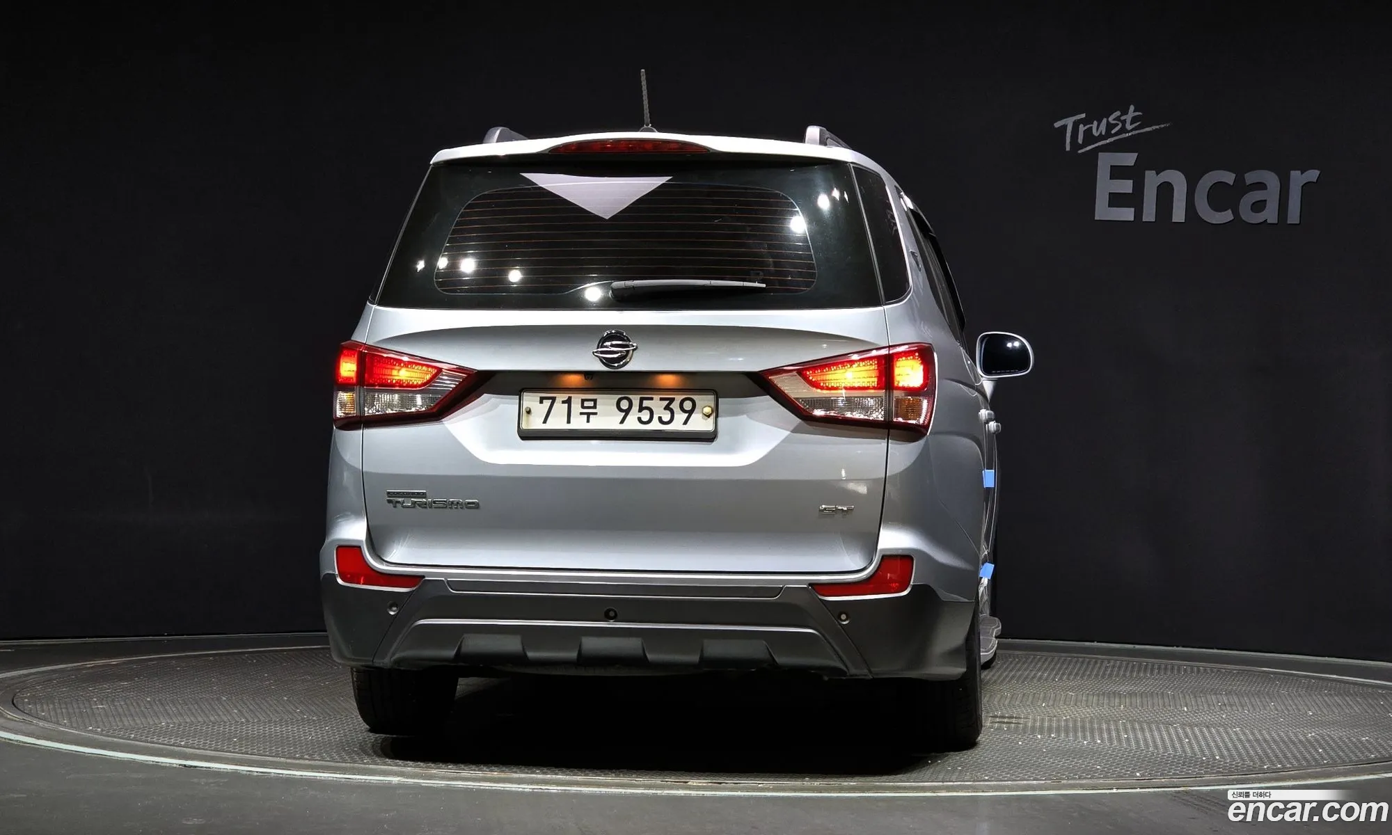 Kg Mobility Ssangyong Korando Turismo 4Wd Gt 11-Seater - фотография 6931528