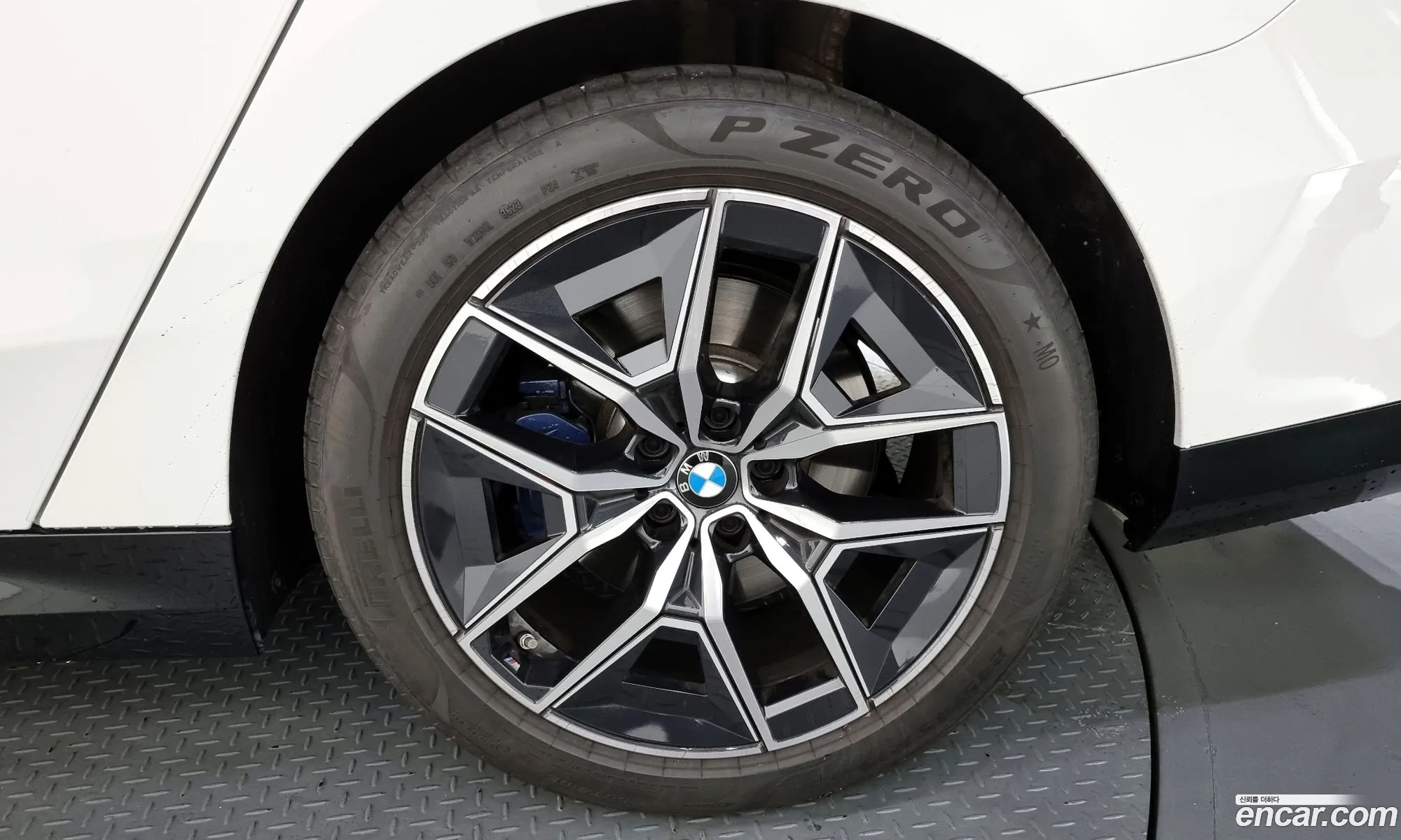 BMW 5 Series G60 520I M Sports - фотография 6340250