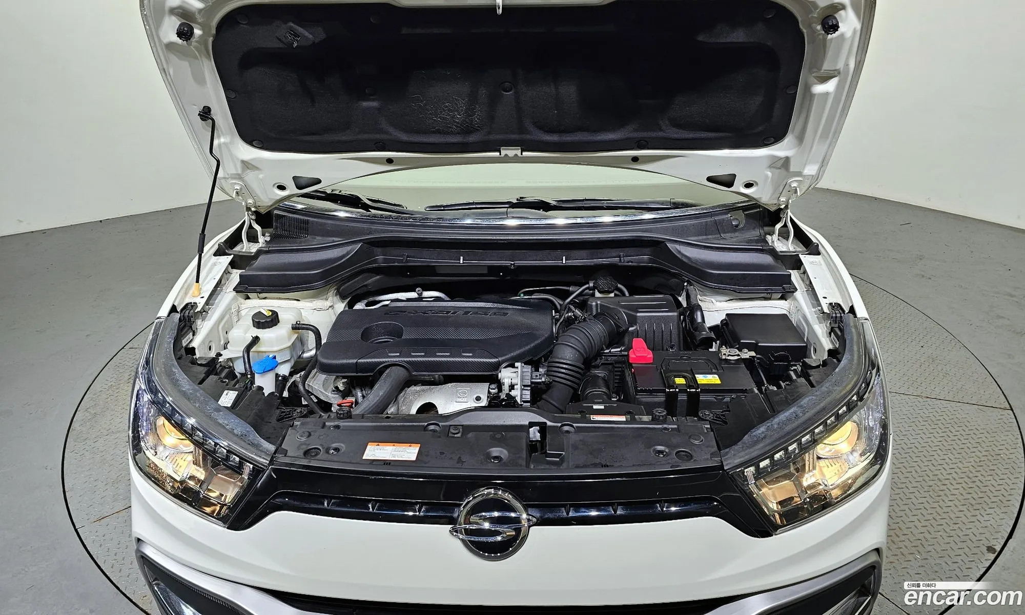 Kg Mobility Ssangyong Tivoli Air Diesel Ix 2Wd - фотография 6990058