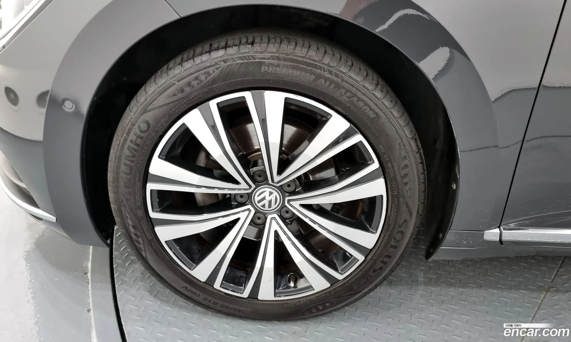 Volkswagen Arteon 20 Tdi Premium - фотография 8018814