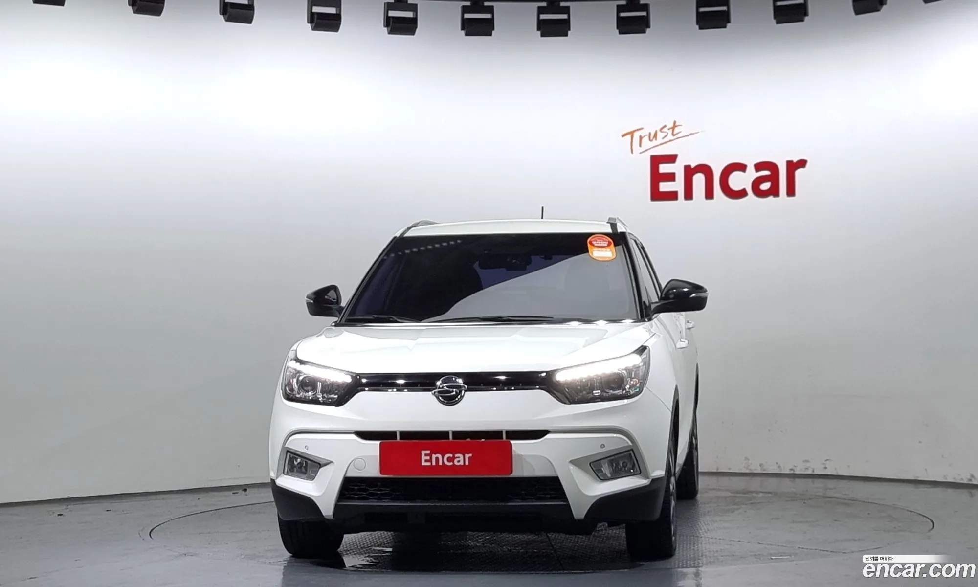 Kg Mobility Ssangyong Tivoli Diesel Lx 2Wd - фотография 8372828