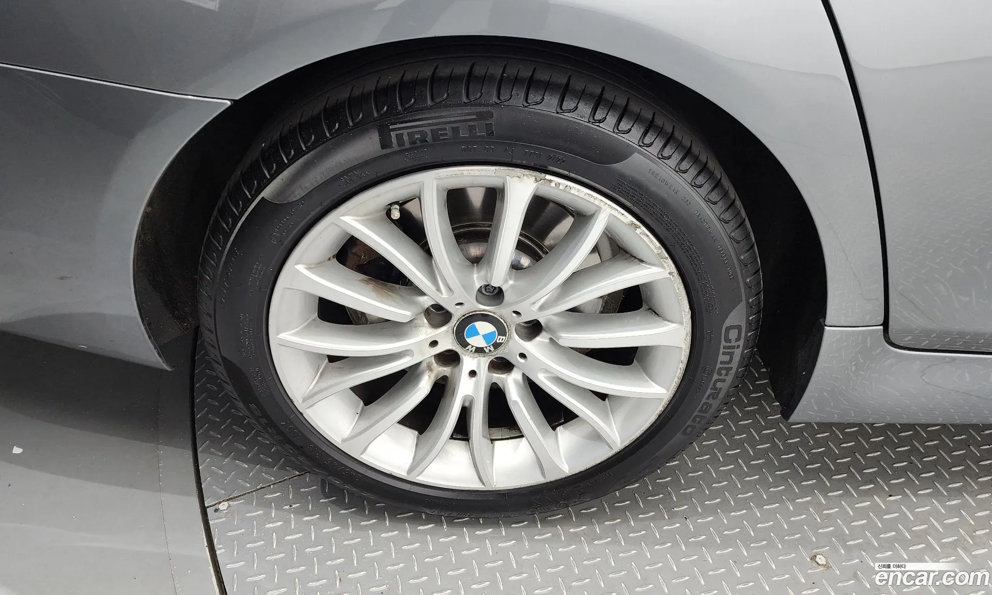 BMW 5 Series F10 528I Luxury - фотография 7688591