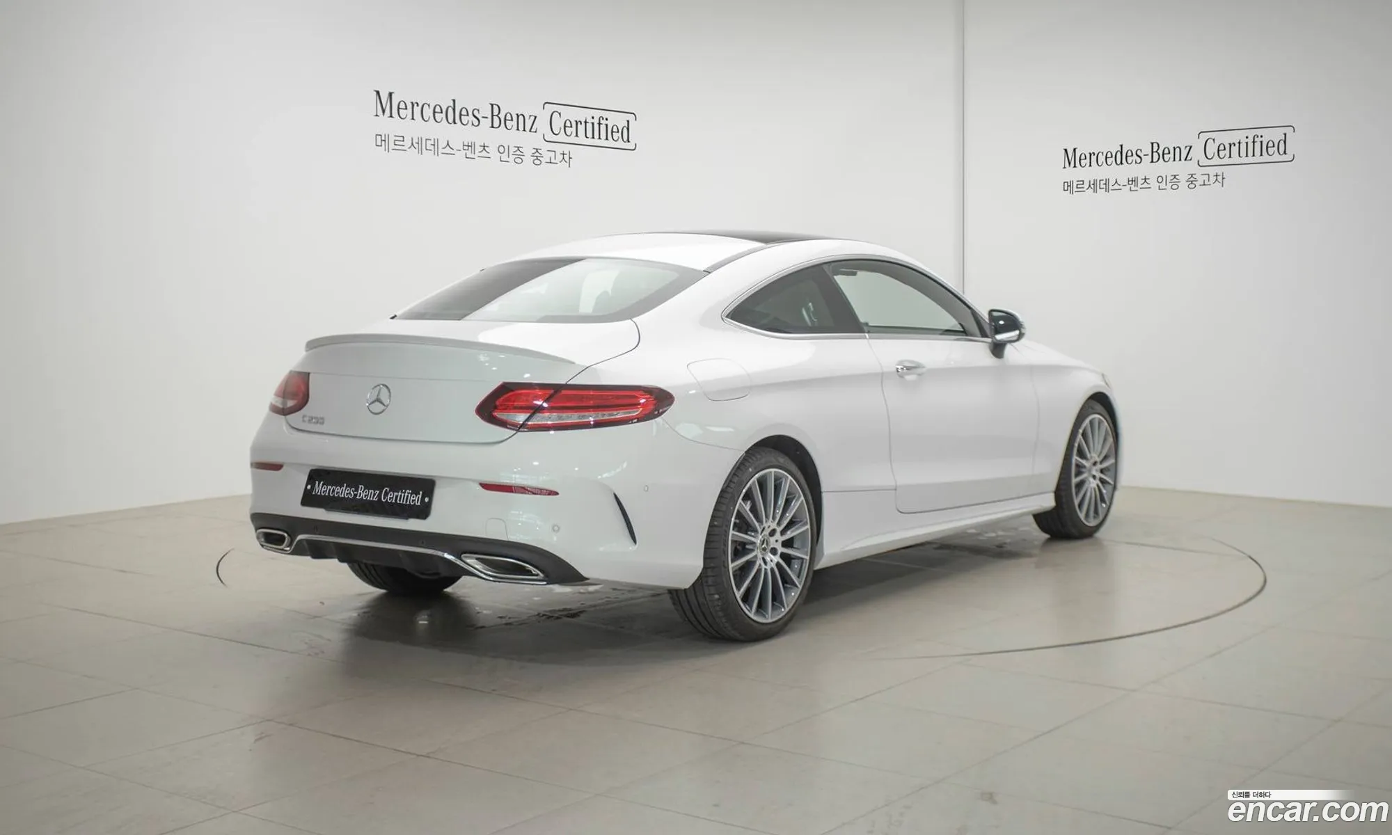 Mercedes C-Class W205 C200 Coupe - фотография 19038558