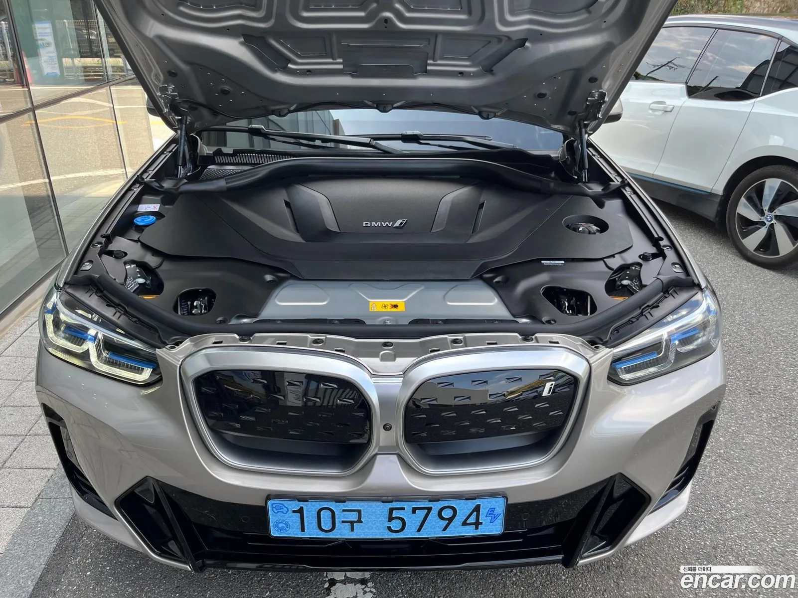 BMW Ix3 M Sport - фотография 12264426