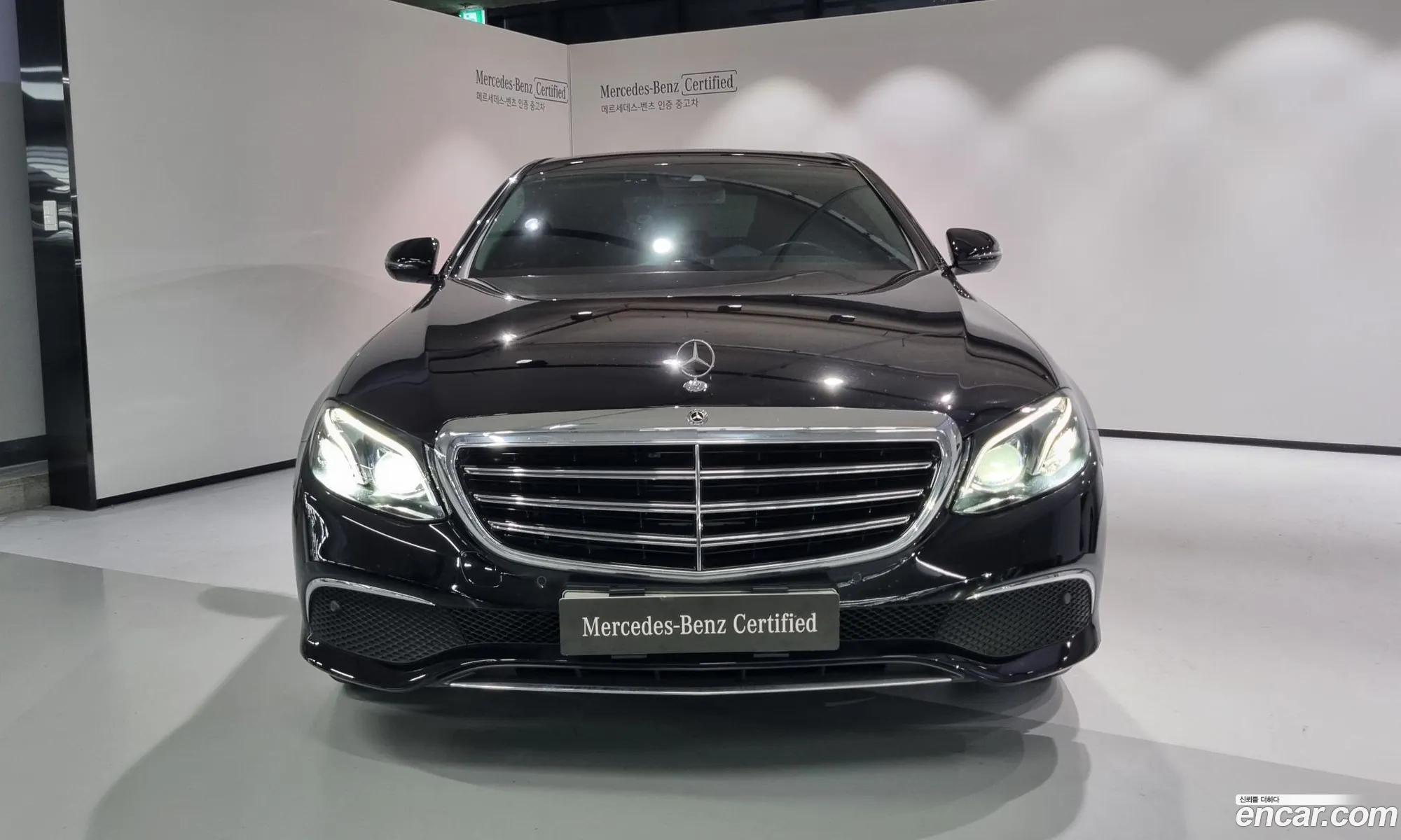 Benz E-Class W213 E220D 4Matic Exclusive - фотография 19038643