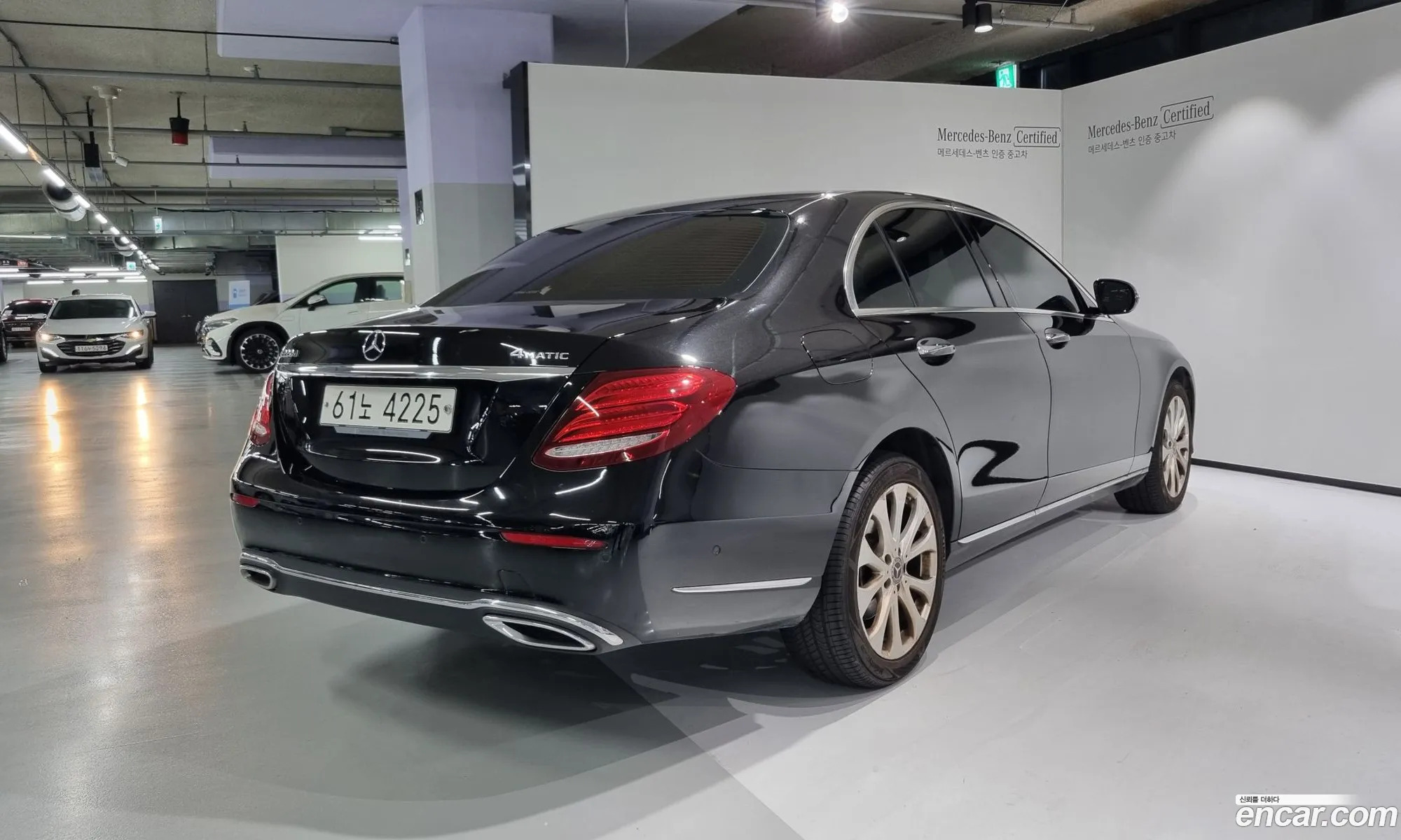Benz E-Class W213 E220D 4Matic Exclusive - фотография 19038645