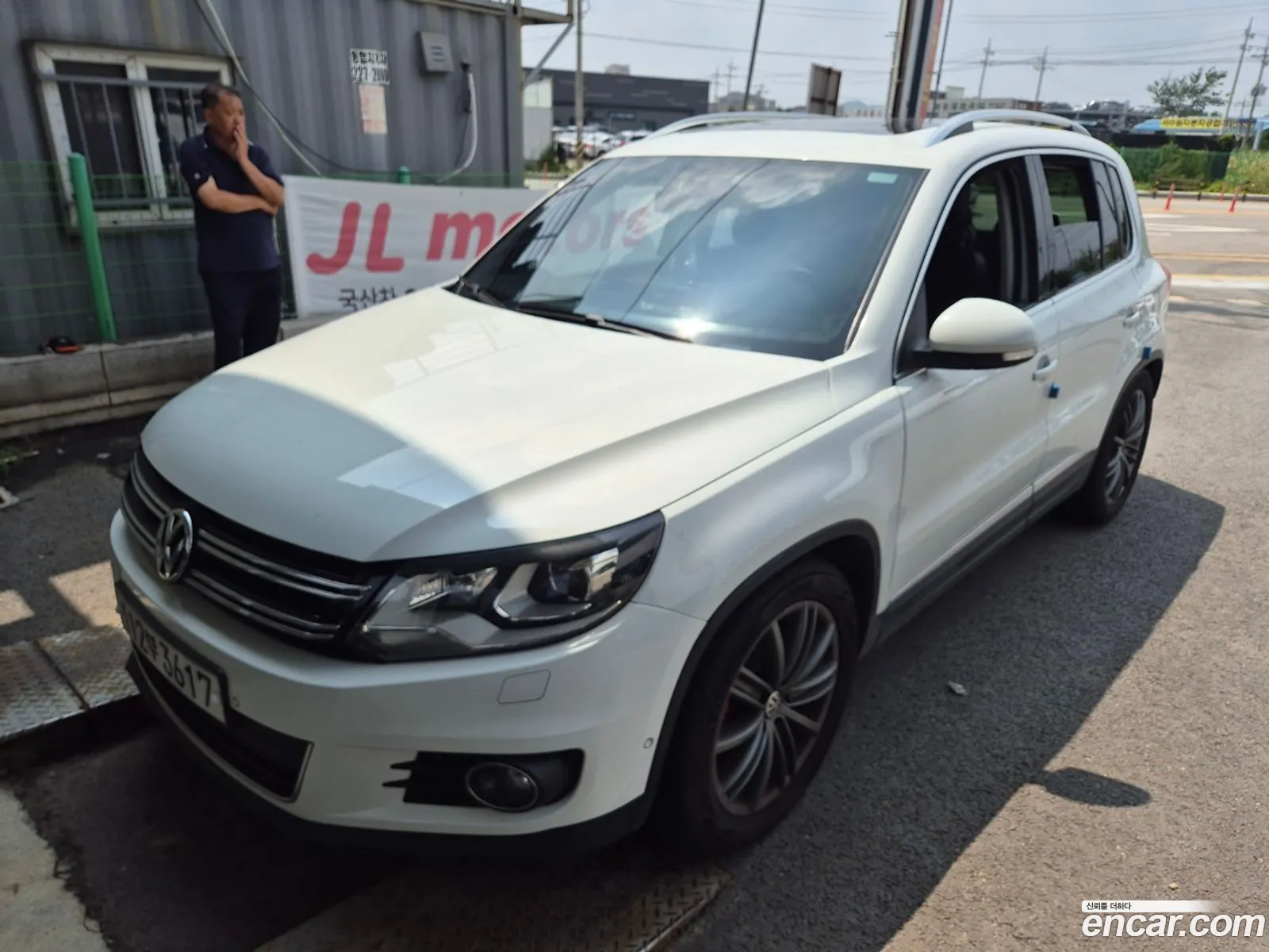 Volkswagen New Tiguan 20 Tdi Premium 5N - фотография 7691702
