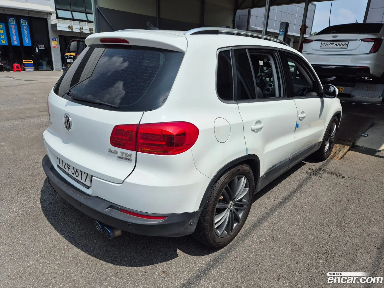 Volkswagen New Tiguan 20 Tdi Premium 5N - фотография 7691704