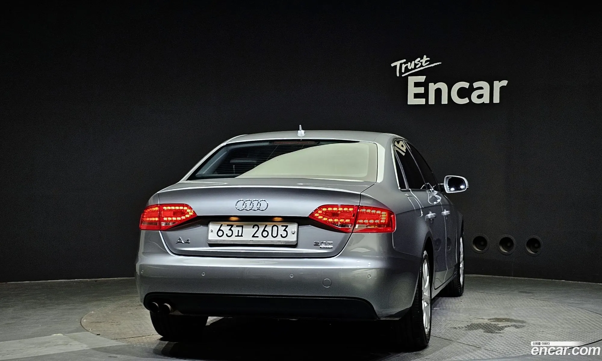 Audi New A4 20 Tfsi Quattro B8 - фотография 183731
