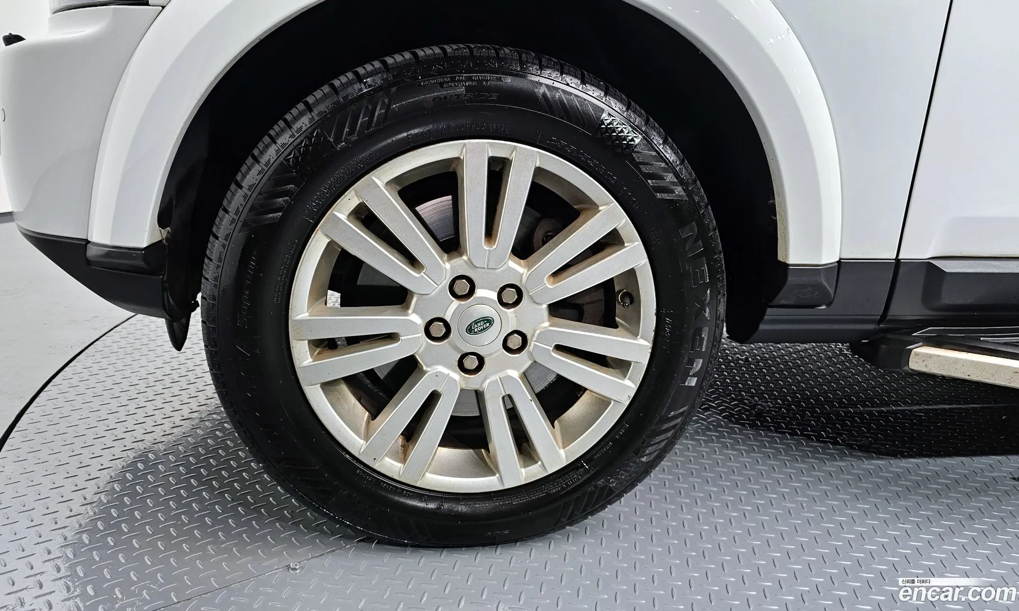 Land Rover Discovery 4 30 Sdv6 Se - фотография 7242555
