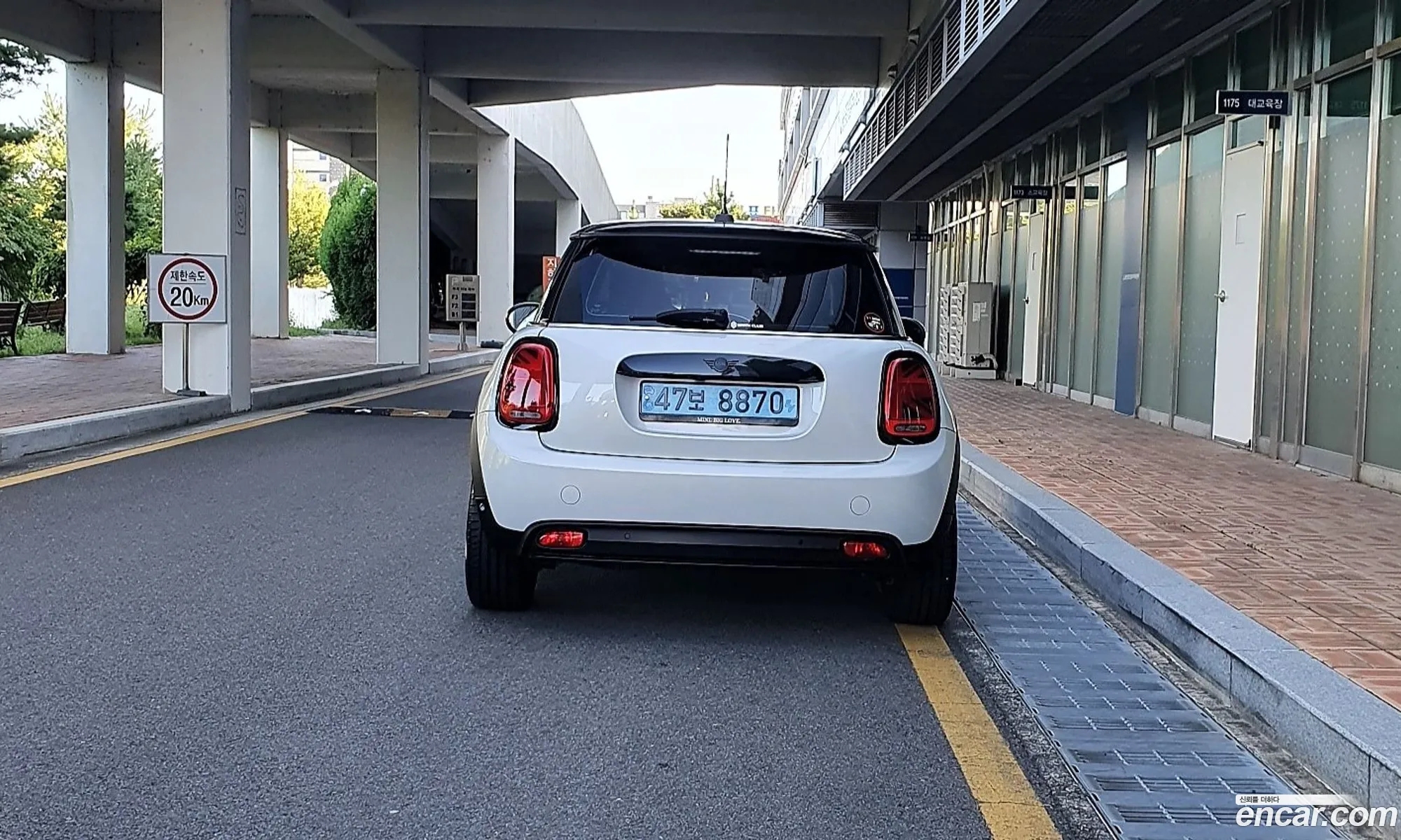 Mini Cooper Electric Se Electric 1St Generation - фотография 11086846