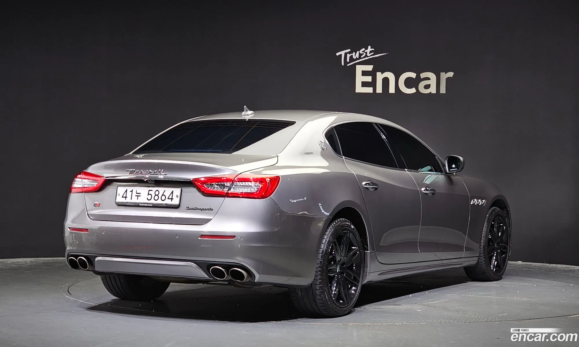 Maserati Quattroporte S Q4 30 V6 Granlusso - фотография 4693782