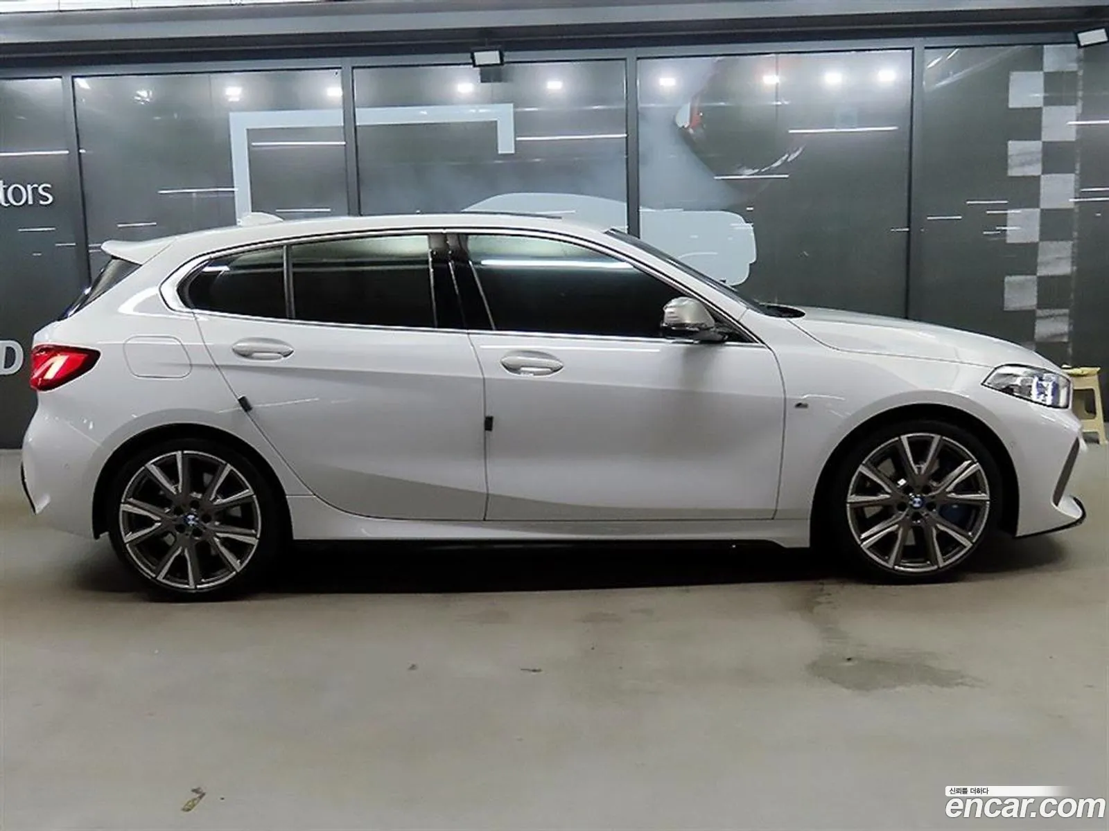 BMW 1 Series F40 M135I xDrive - фотография 17320474