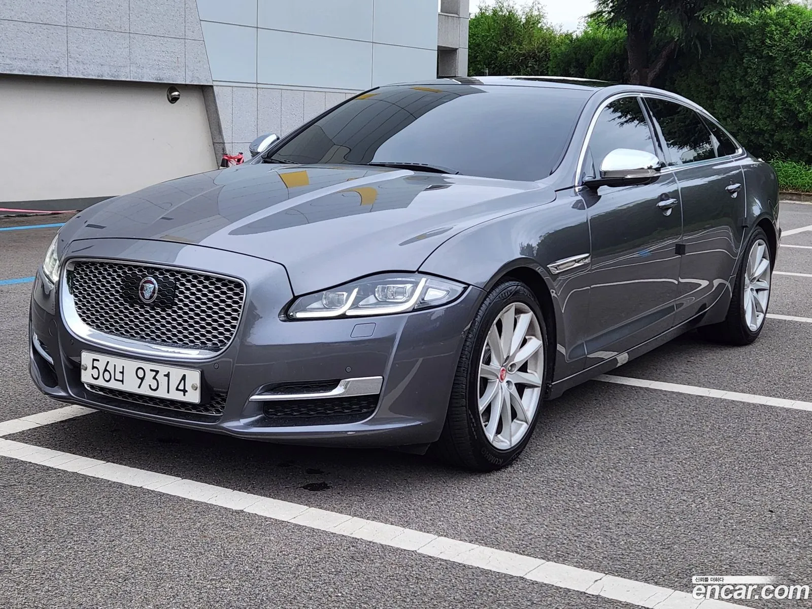 Jaguar All New Xj 30D Premium Luxury Lwb X351 - фотография 3904221