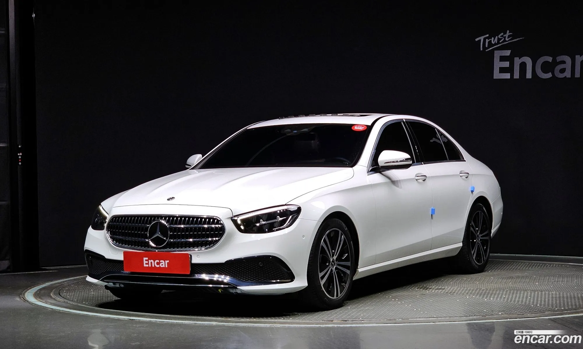 Mercedes E-Class W213 E250 Avantgarde - фотография 19070384