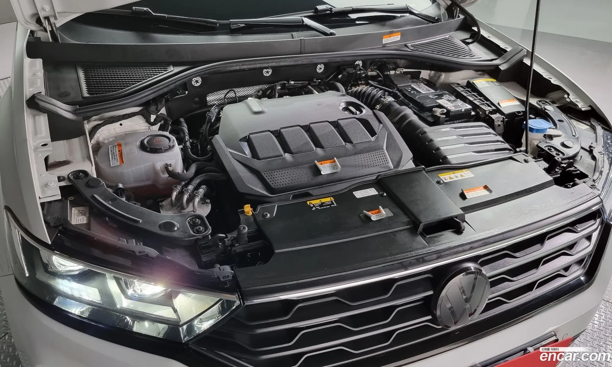 Volkswagen T-Roc 20 Tdi Prestige - фотография 7863261