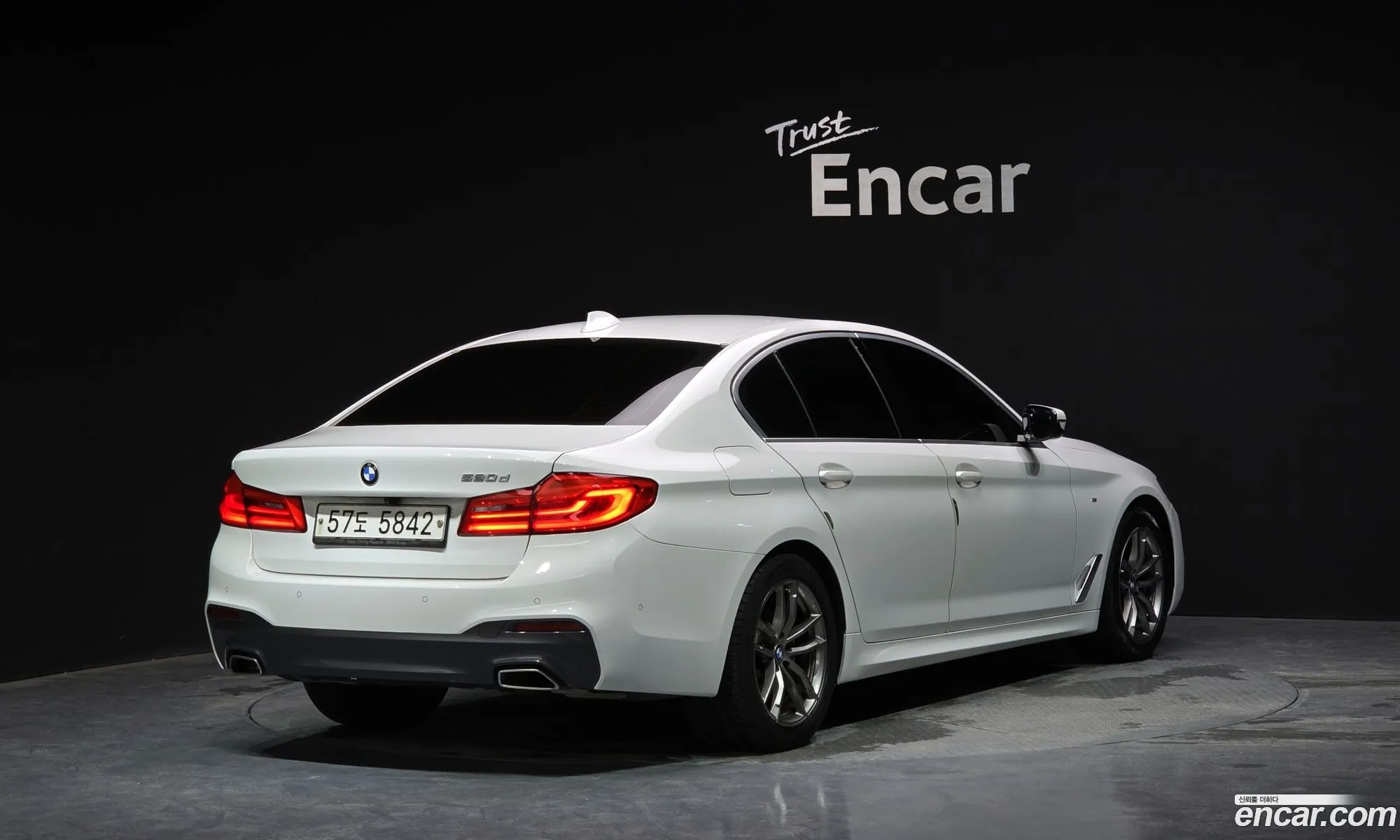 BMW 5 Series G30 520D M Sports Plus - фотография 18256360
