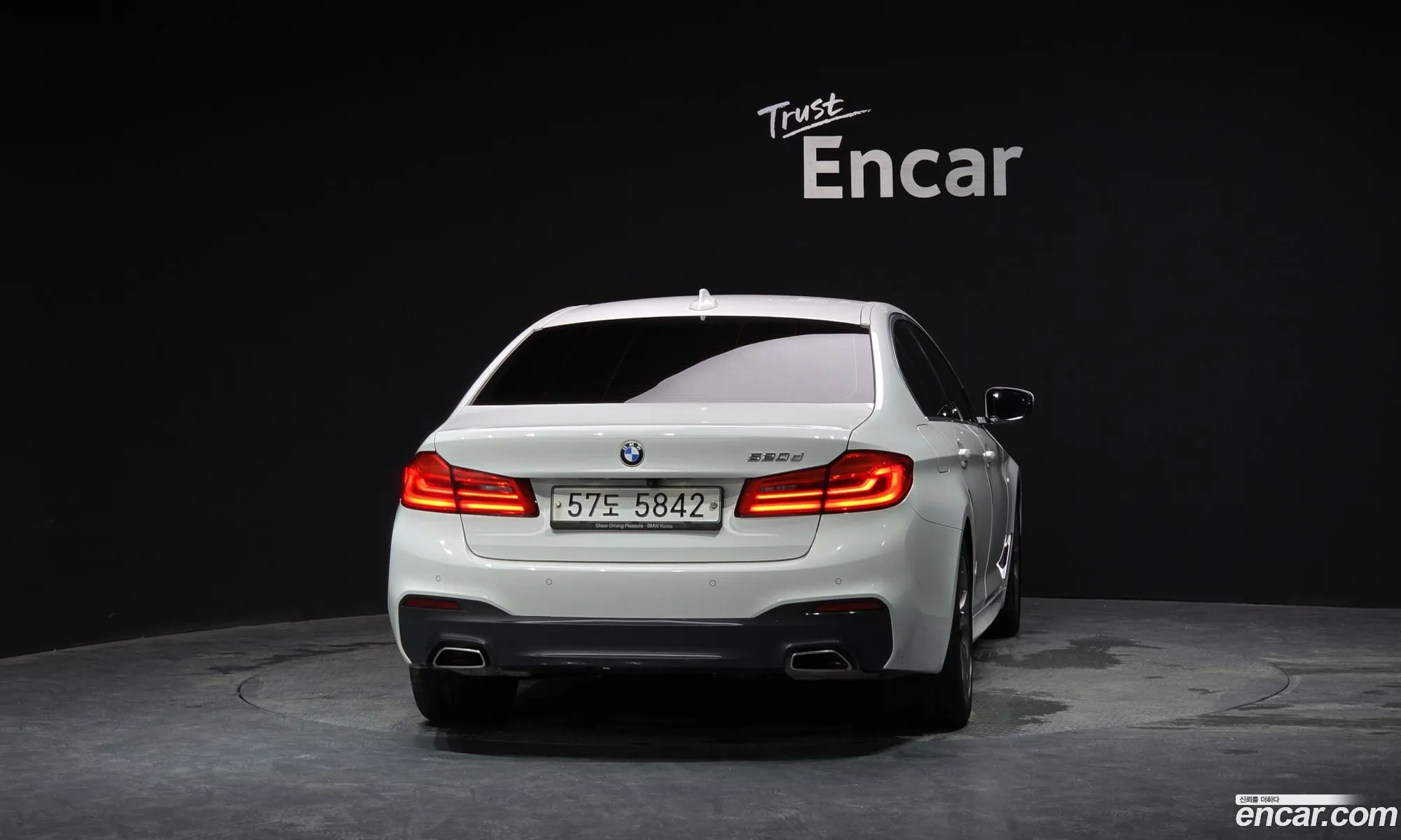 BMW 5 Series G30 520D M Sports Plus - фотография 18256362