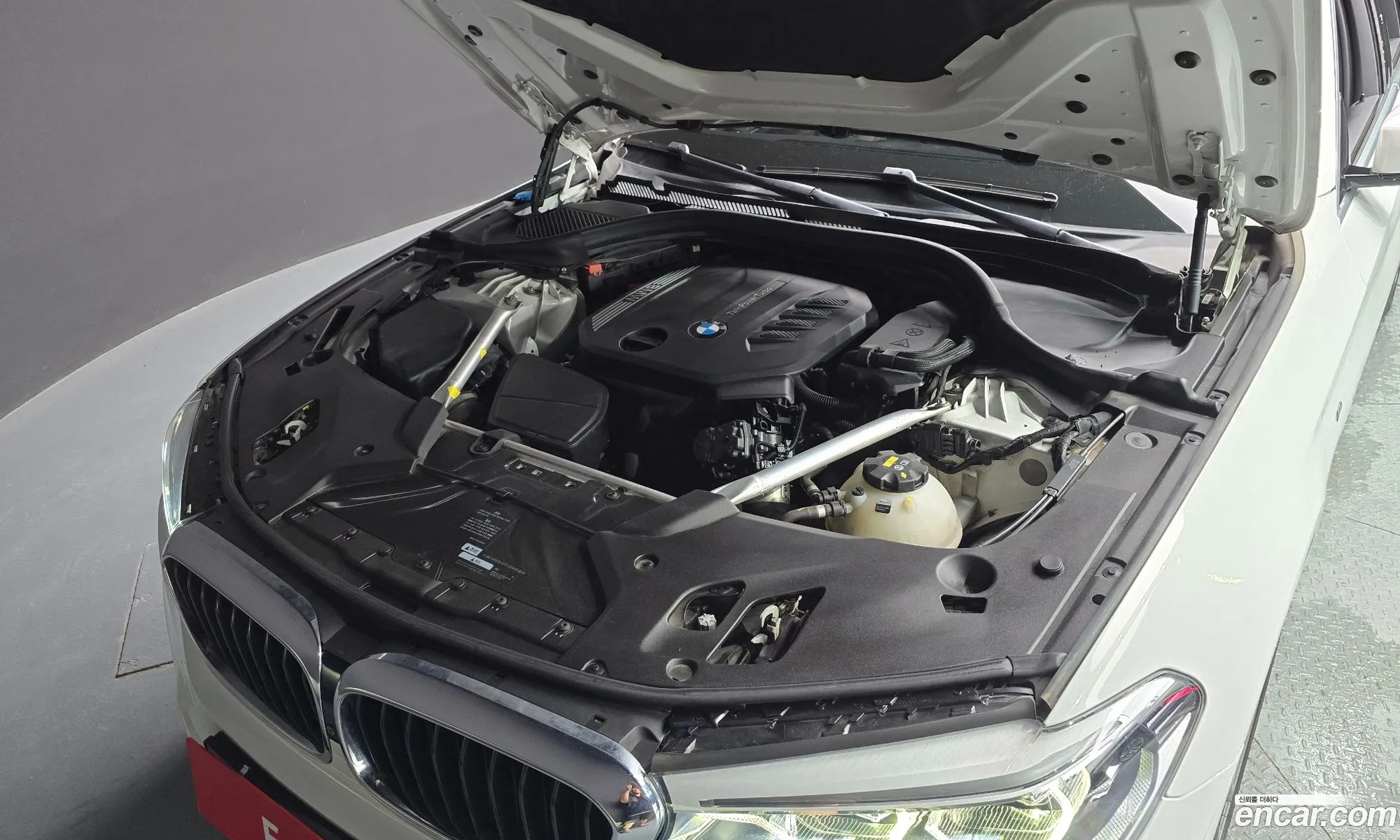 BMW 5 Series G30 520D M Sports Plus - фотография 18256364