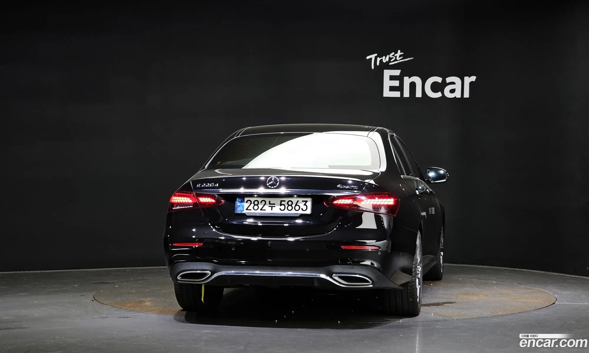 Mercedes E-Class W213 E220D 4Matic Amg Line - фотография 19038767