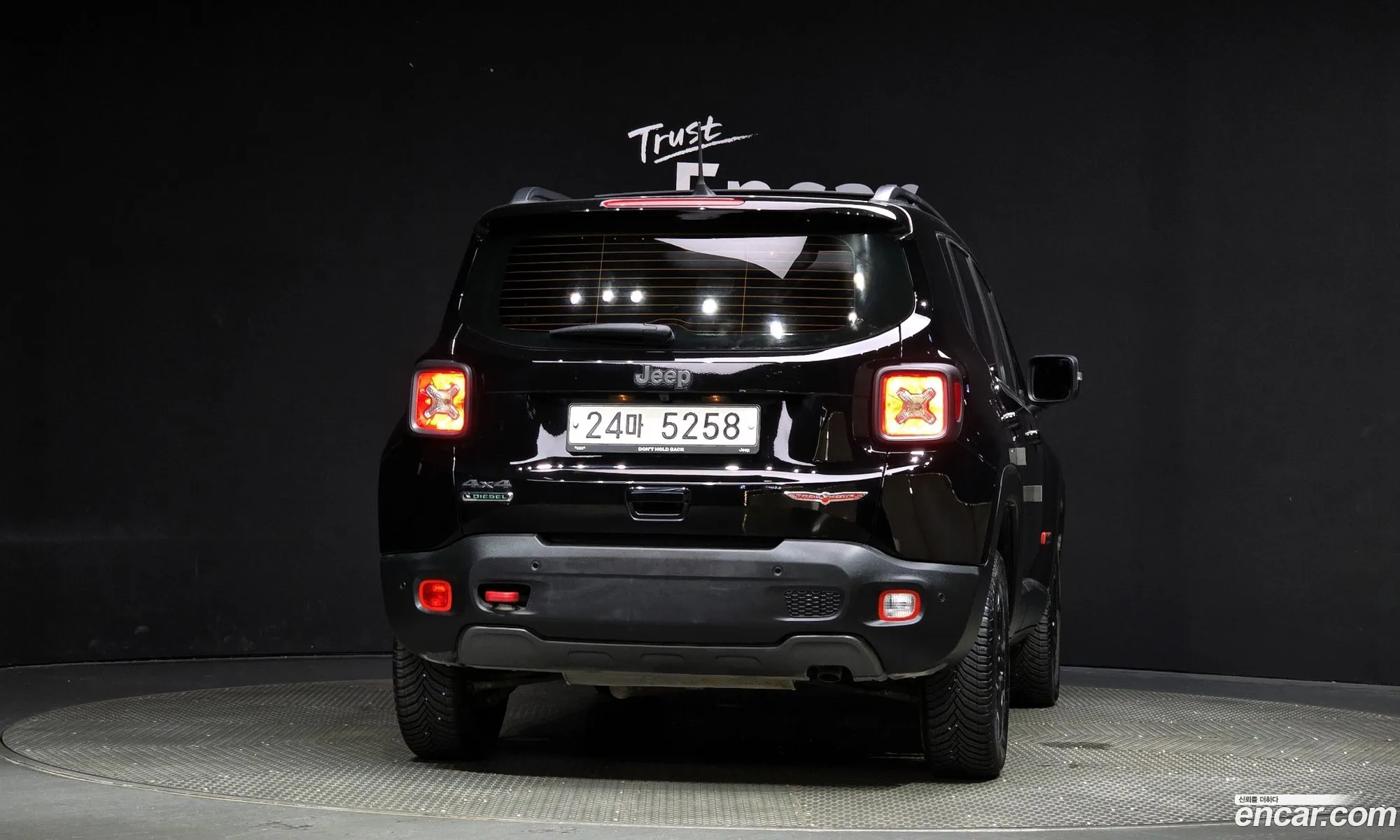 Jeep Renegade 20 Diesel Trailhawk Awd - фотография 7033294