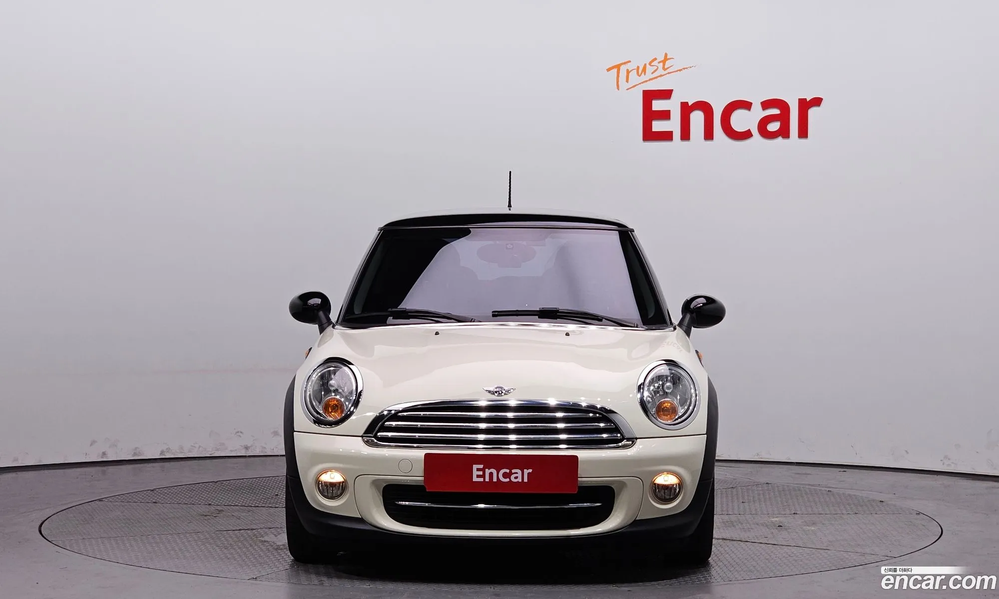 Mini Cooper Se - фотография 942143