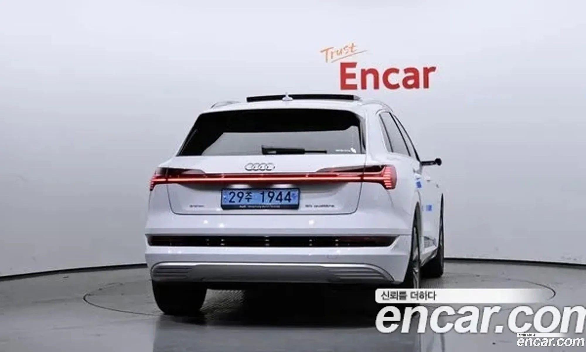 Audi E-Tron 55 Quattro - фотография 168683