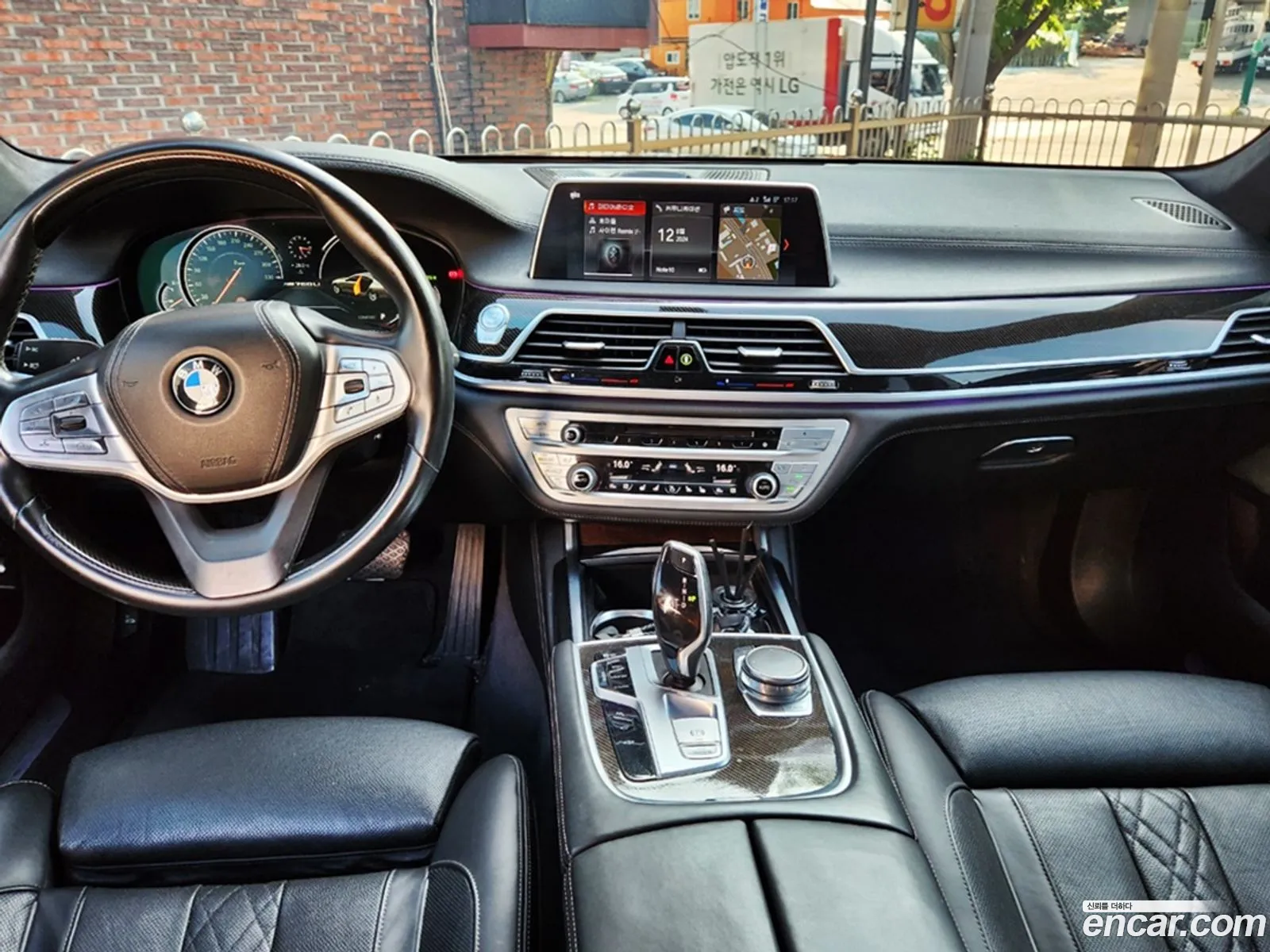 BMW 7 Series G11 750Li xDrive - фотография 6831293