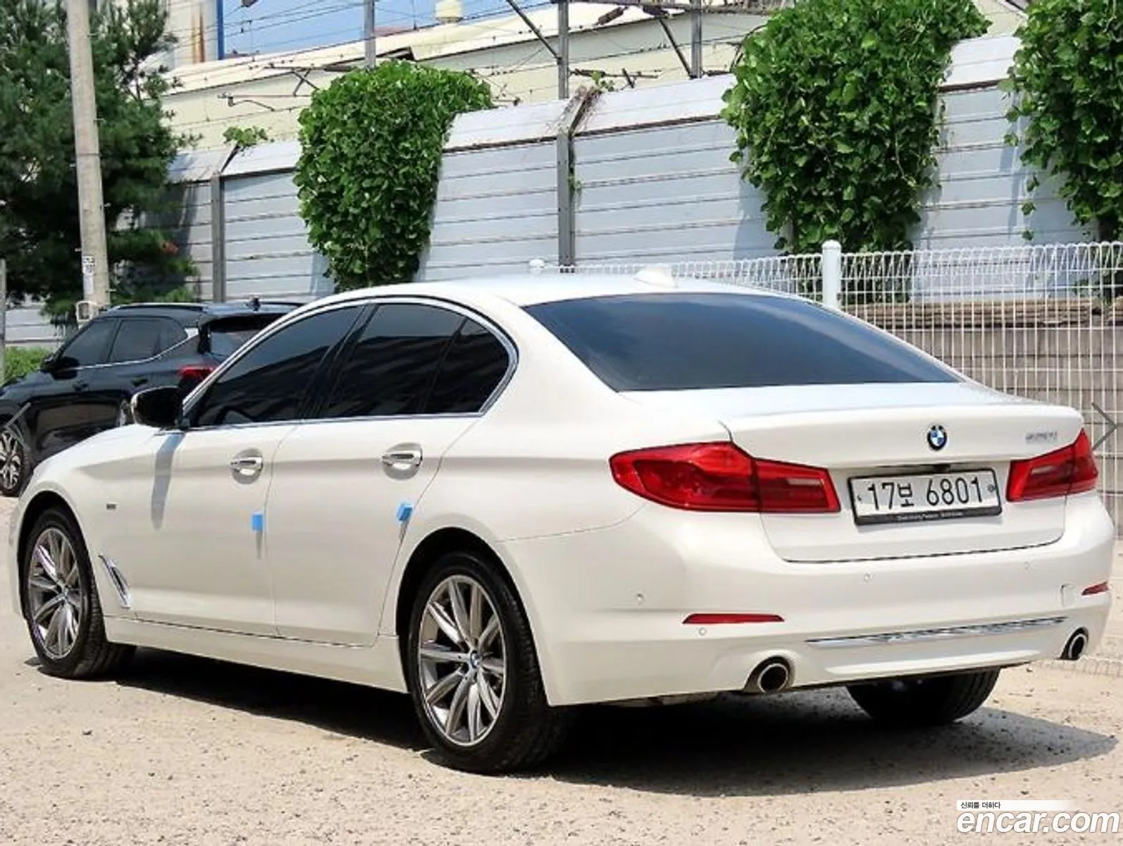 BMW 5 Series G30 520I Luxury - фотография 17292907