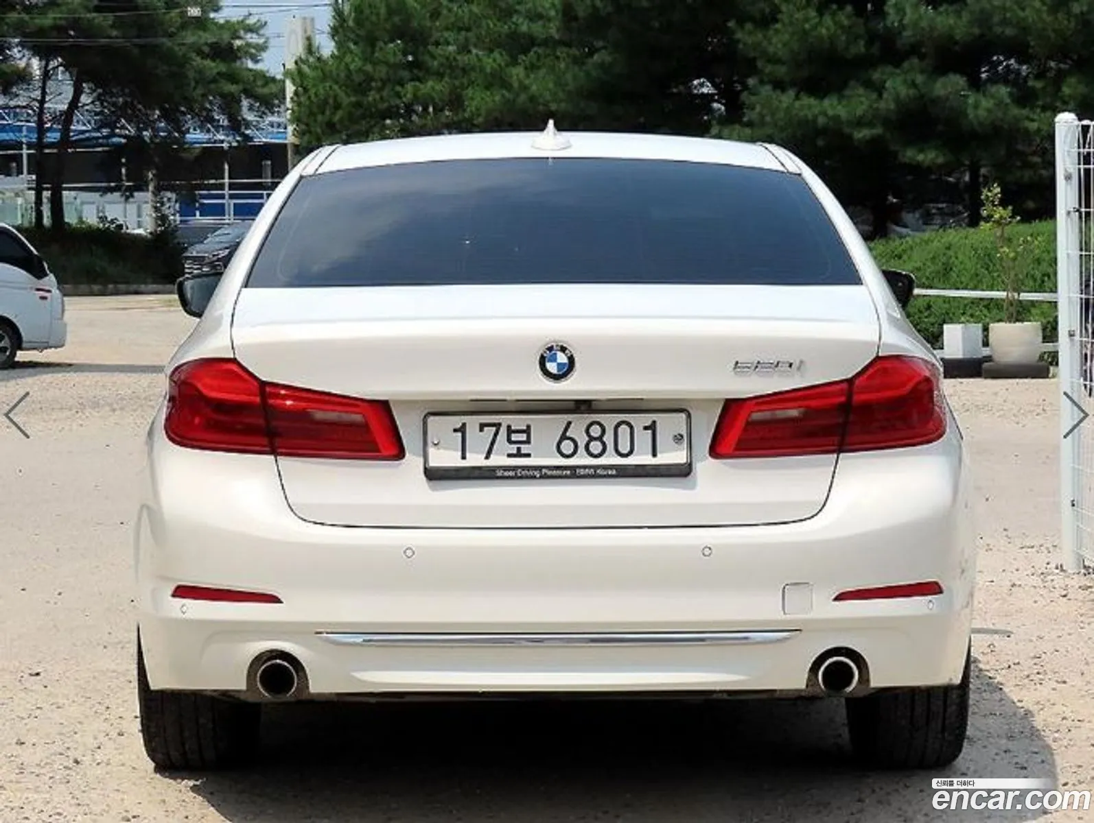 BMW 5 Series G30 520I Luxury - фотография 17292908