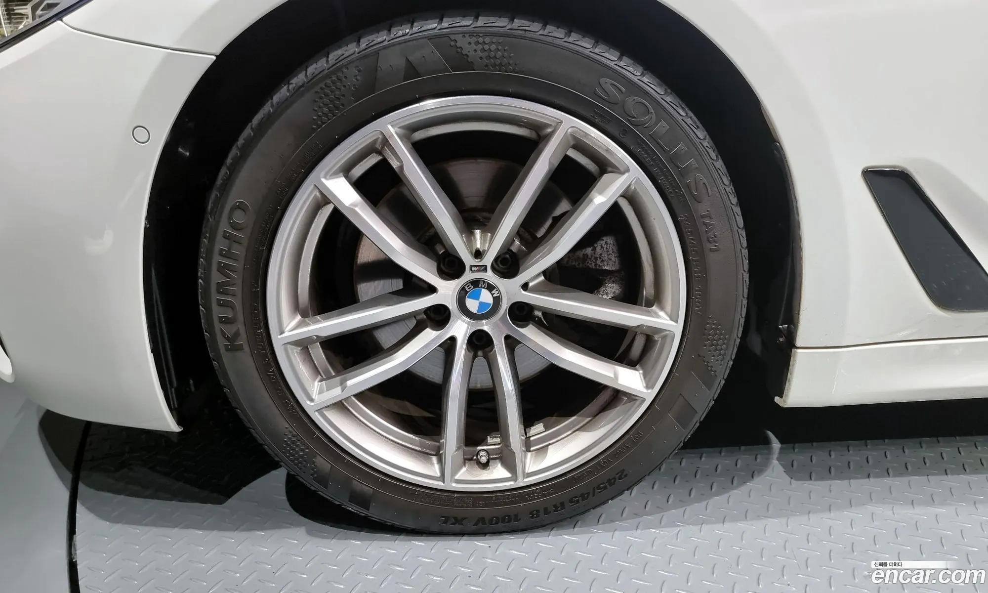 BMW 5 Series G30 520D M Sports Plus - фотография 6831268