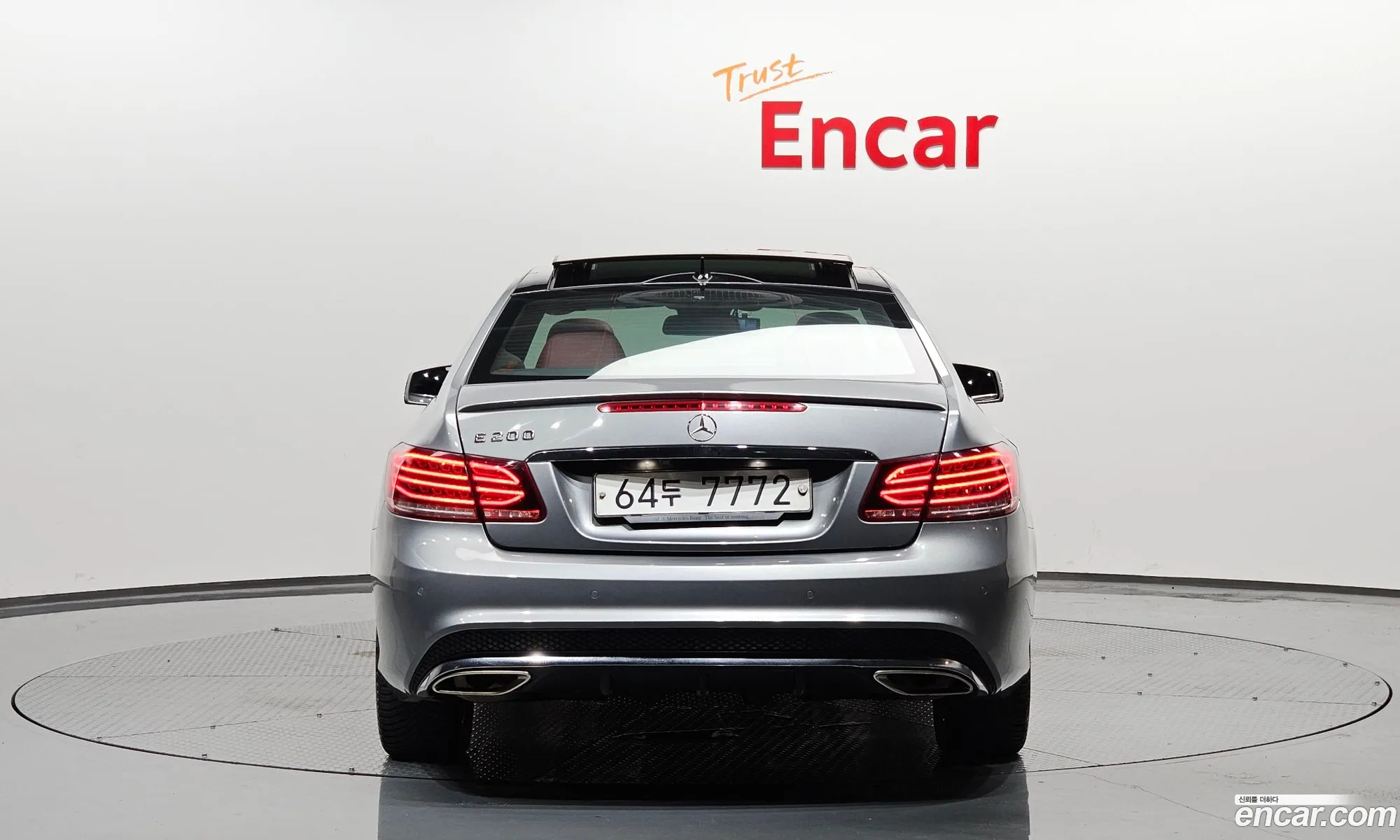 Mercedes E-Class W212 E200 Coupe - фотография 19089373