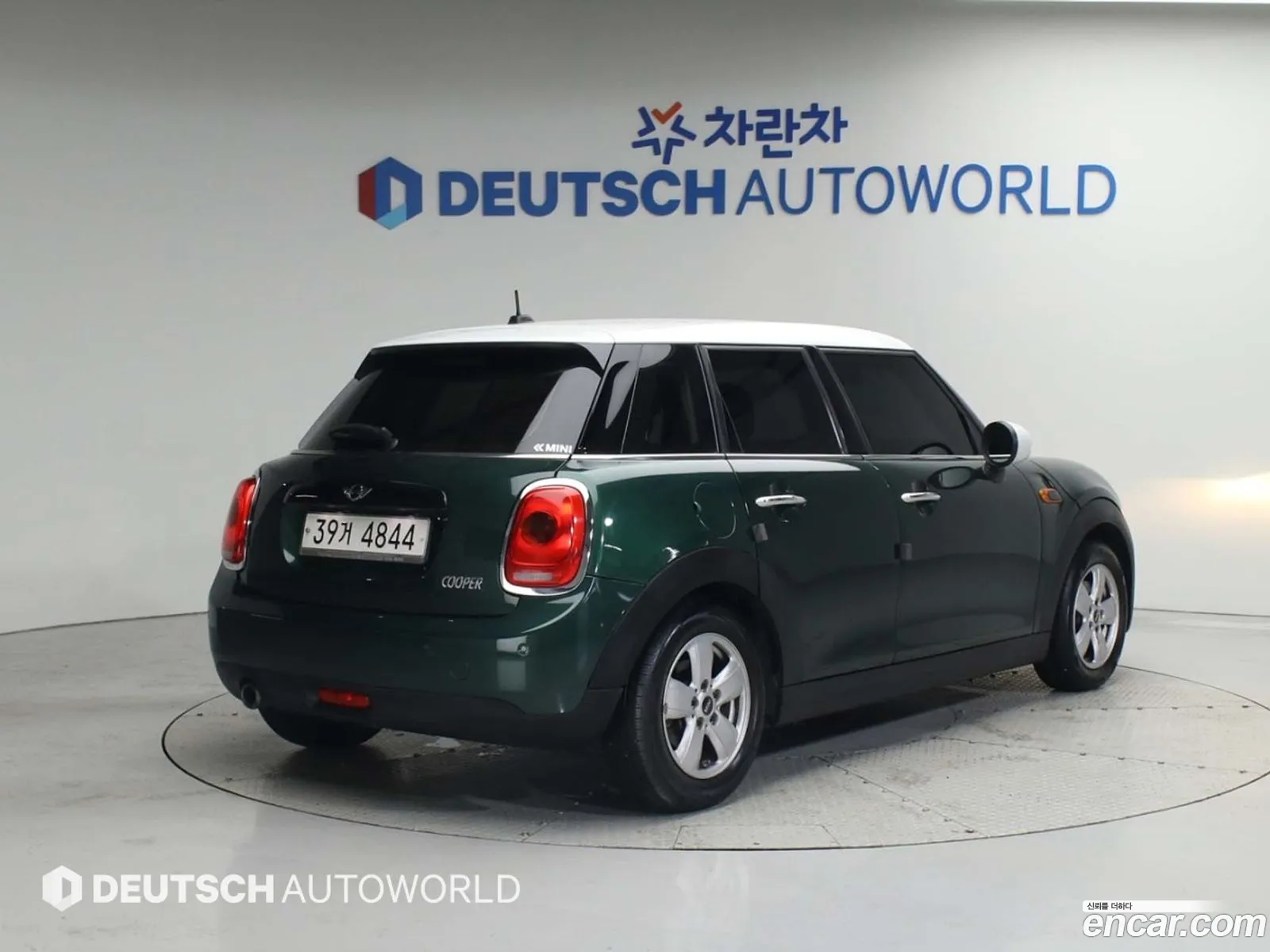 Mini Cooper 5-Door Basic Model 3Rd Generation - фотография 1029378